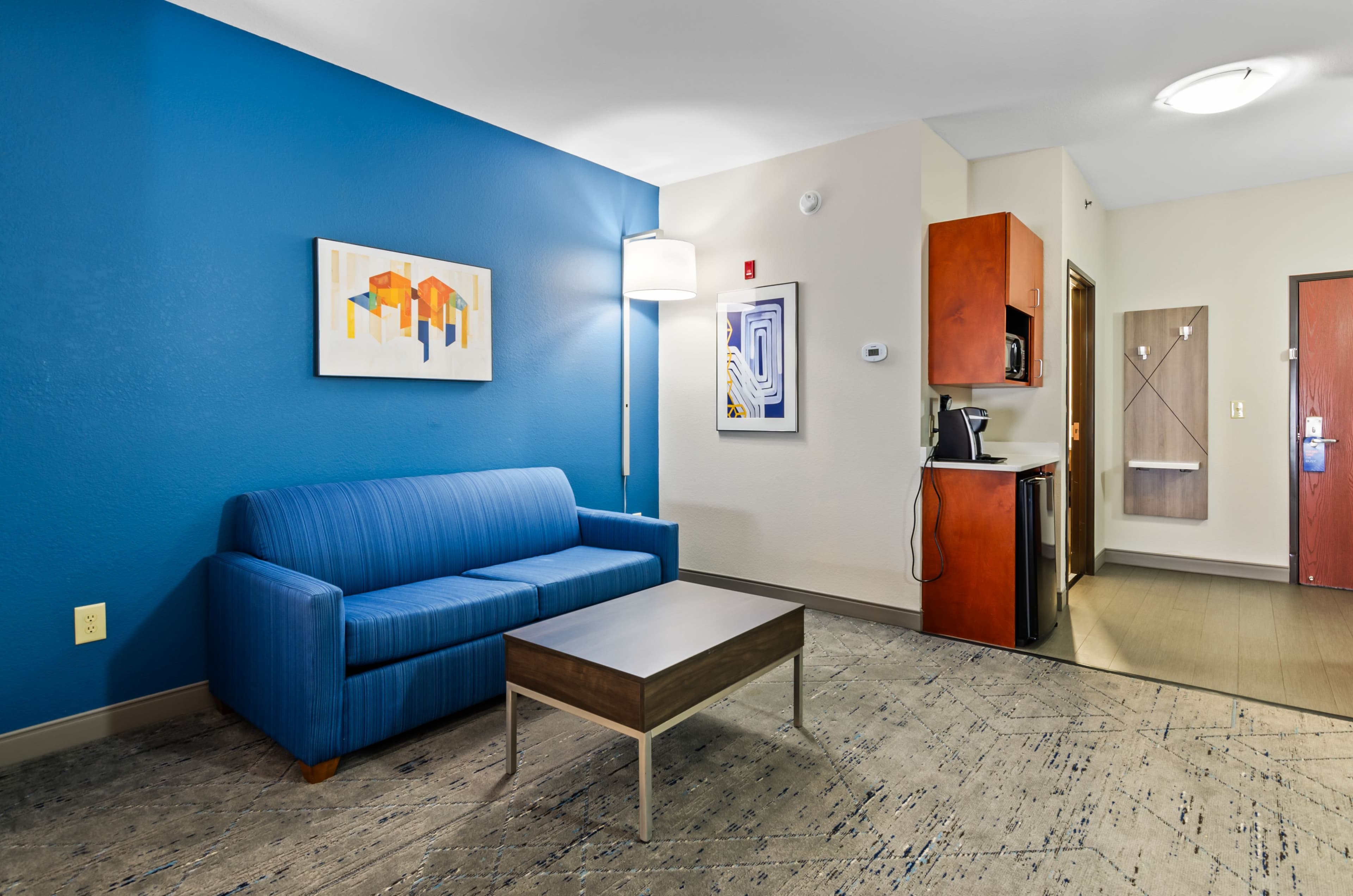 Holiday Inn Express & Suites Wytheville — 27