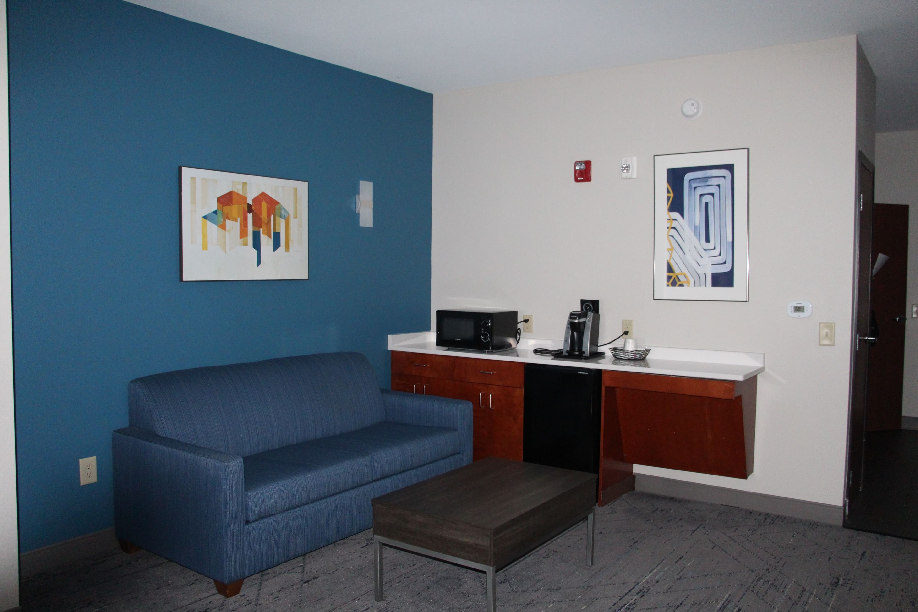 Holiday Inn Express & Suites Wytheville — 10