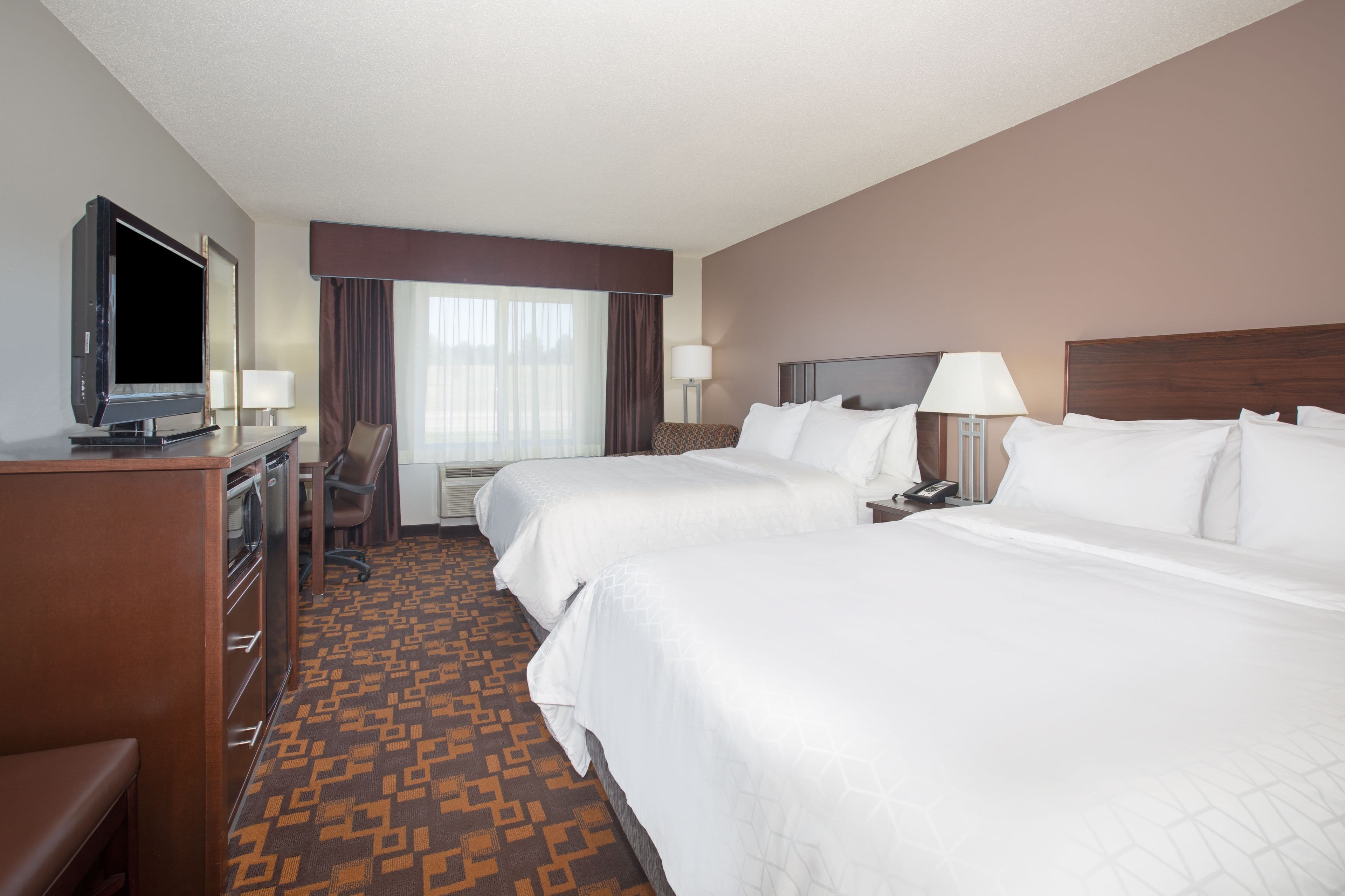 Holiday Inn Express & Suites Yankton — 11