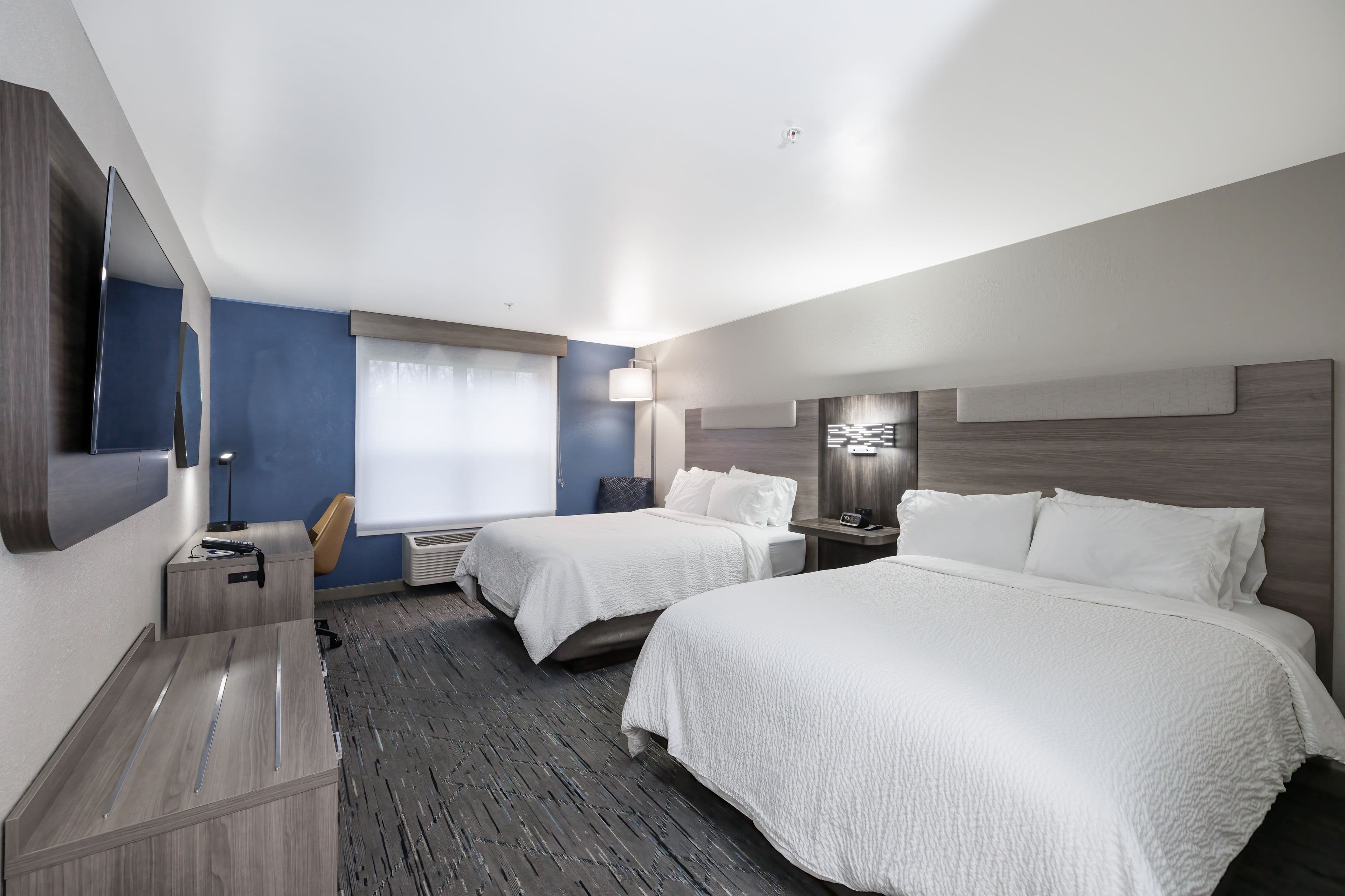 Holiday Inn Express & Suites Zion — 9