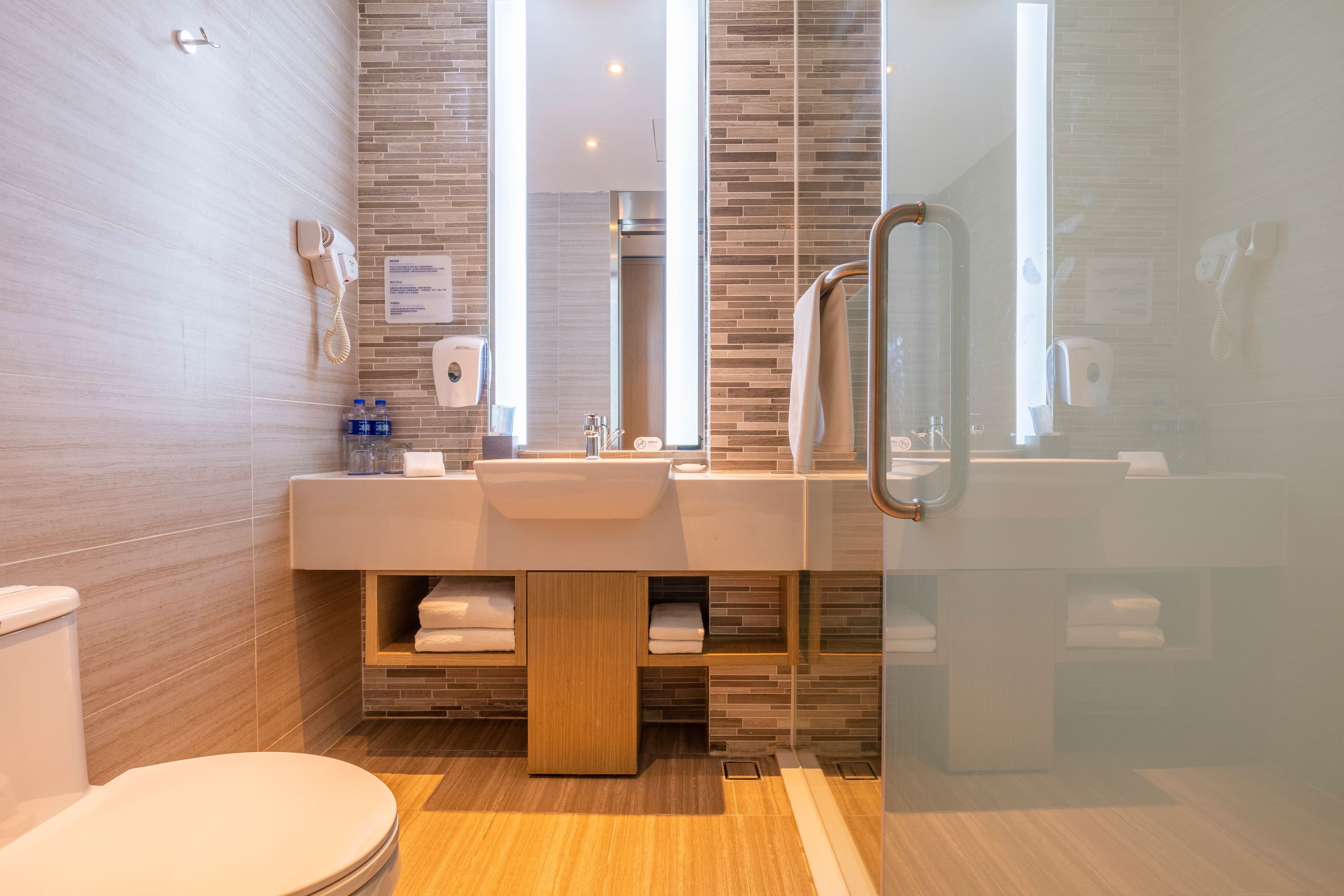 Holiday Inn Express Anshan Downtown — 6