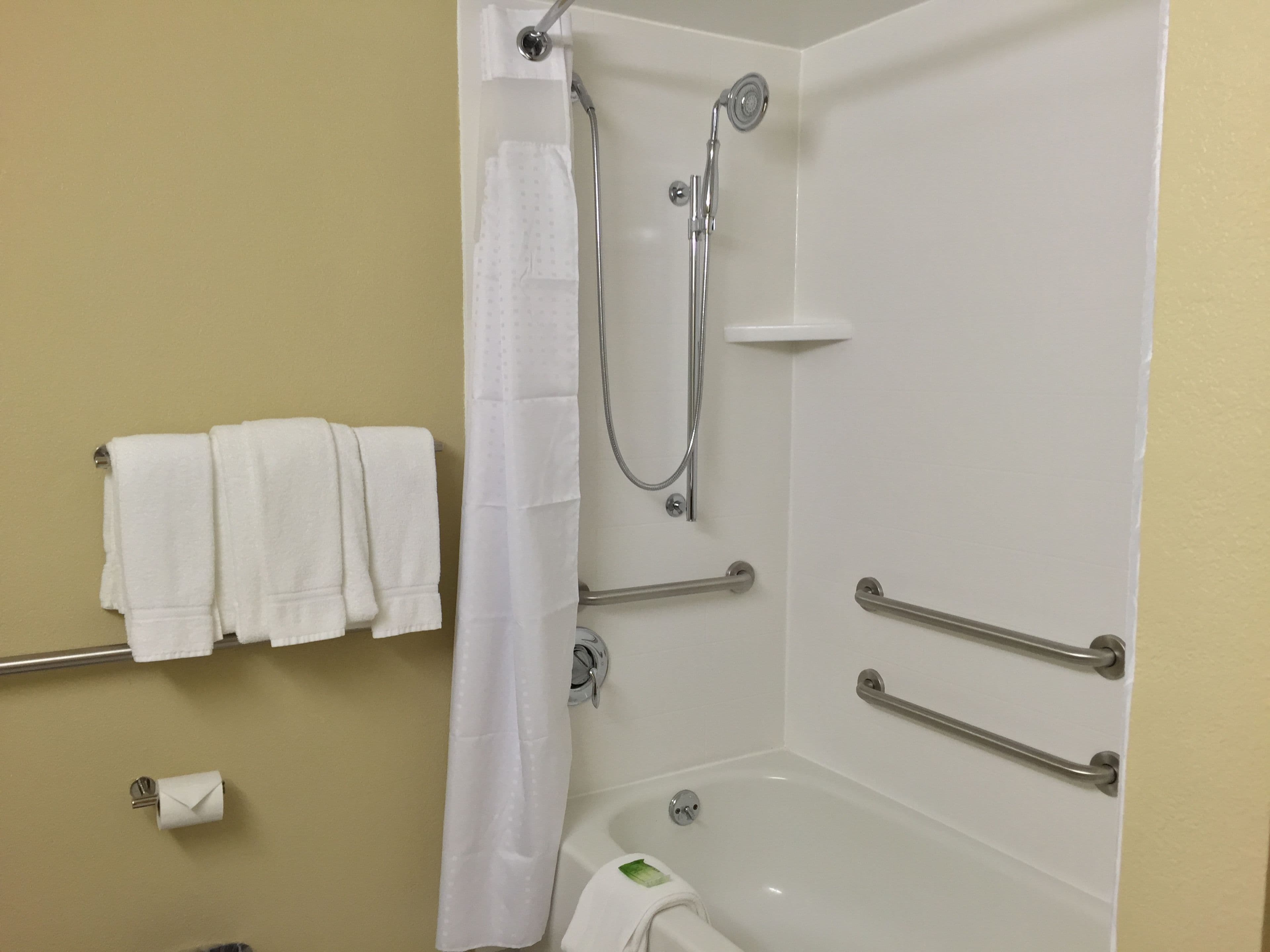 Holiday Inn Express Chicago NW - Arlington Heights — 33