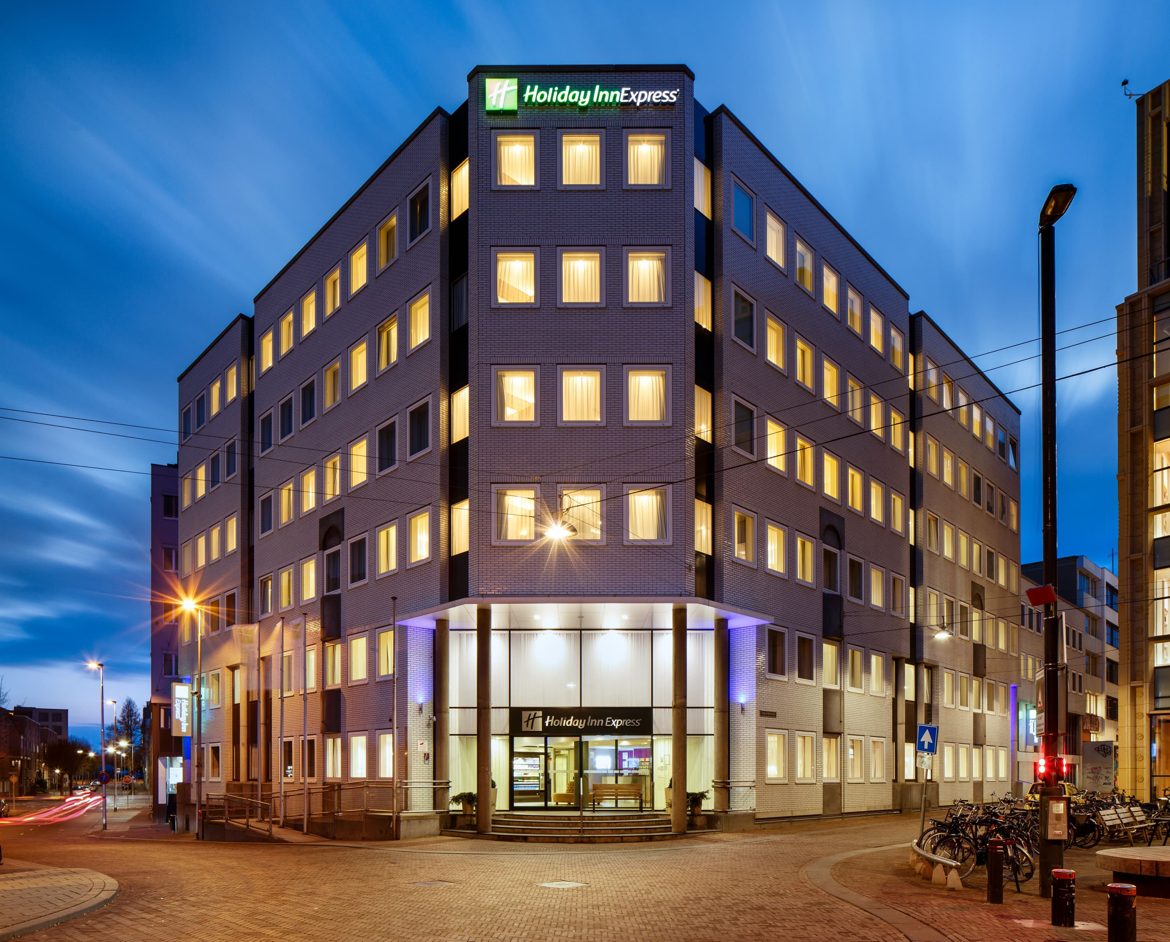 Holiday Inn Express Arnhem - Image 1