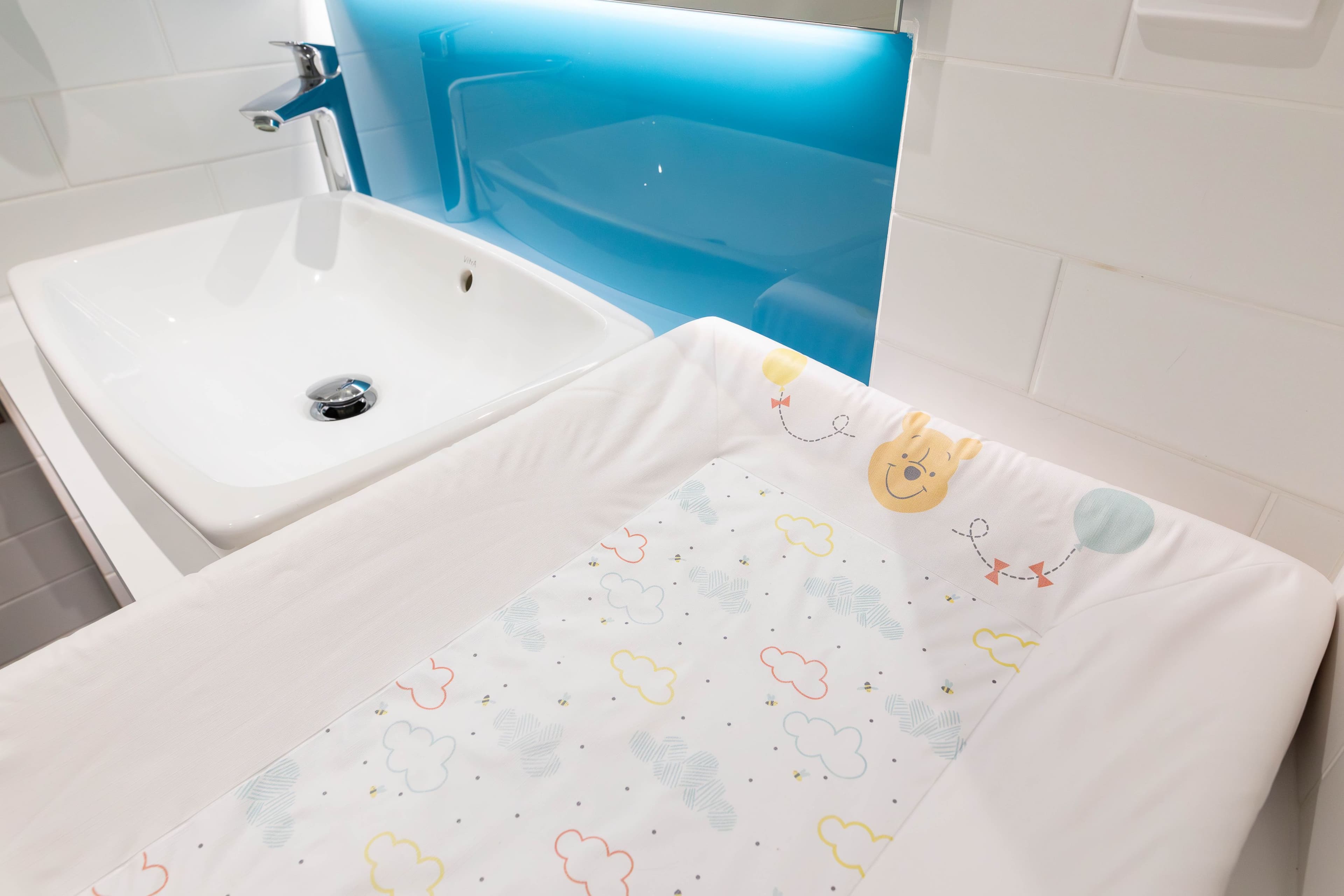Standard Room with Free Breakfast - Image 8