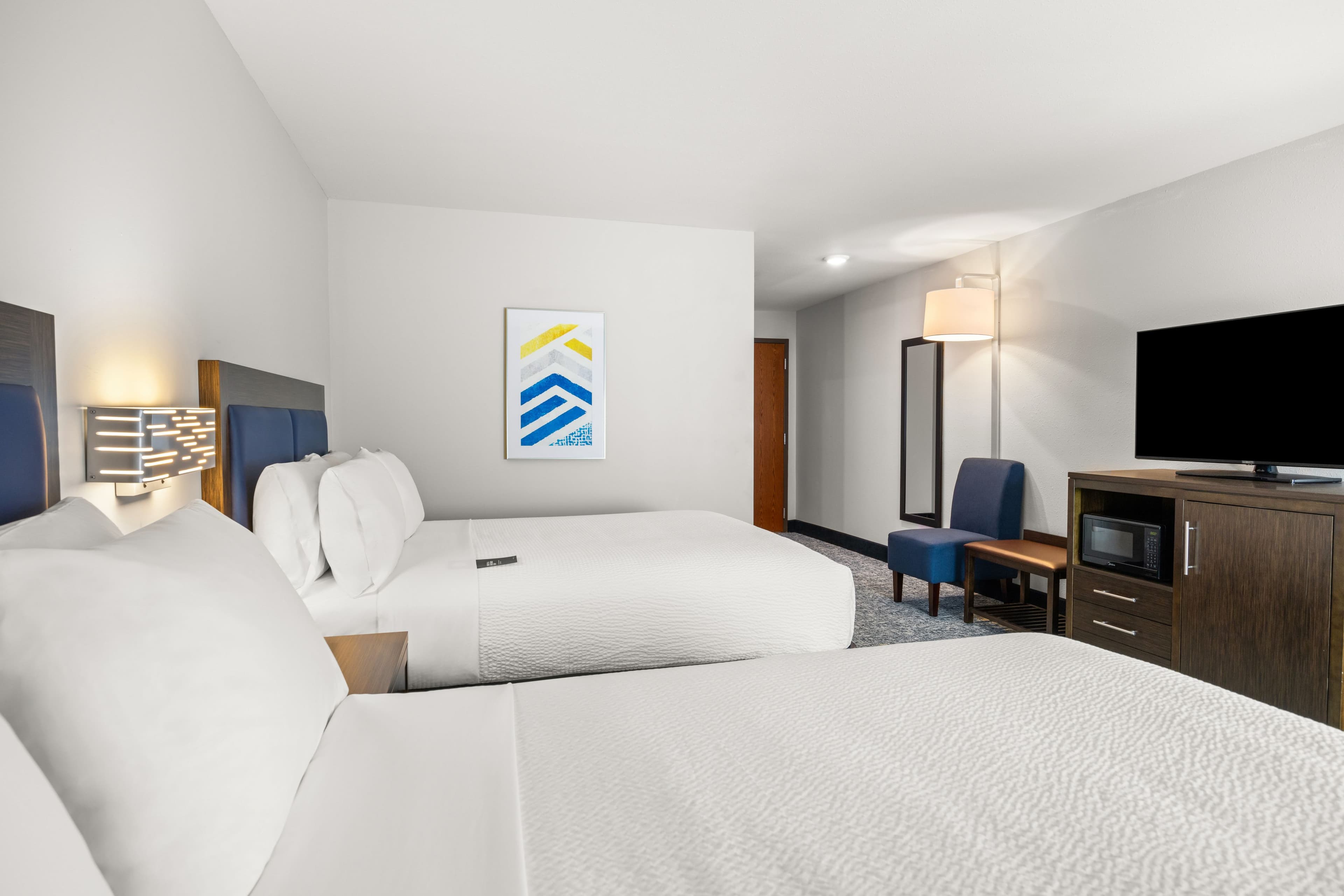 Holiday Inn Express Asheville - Woodfin — 3
