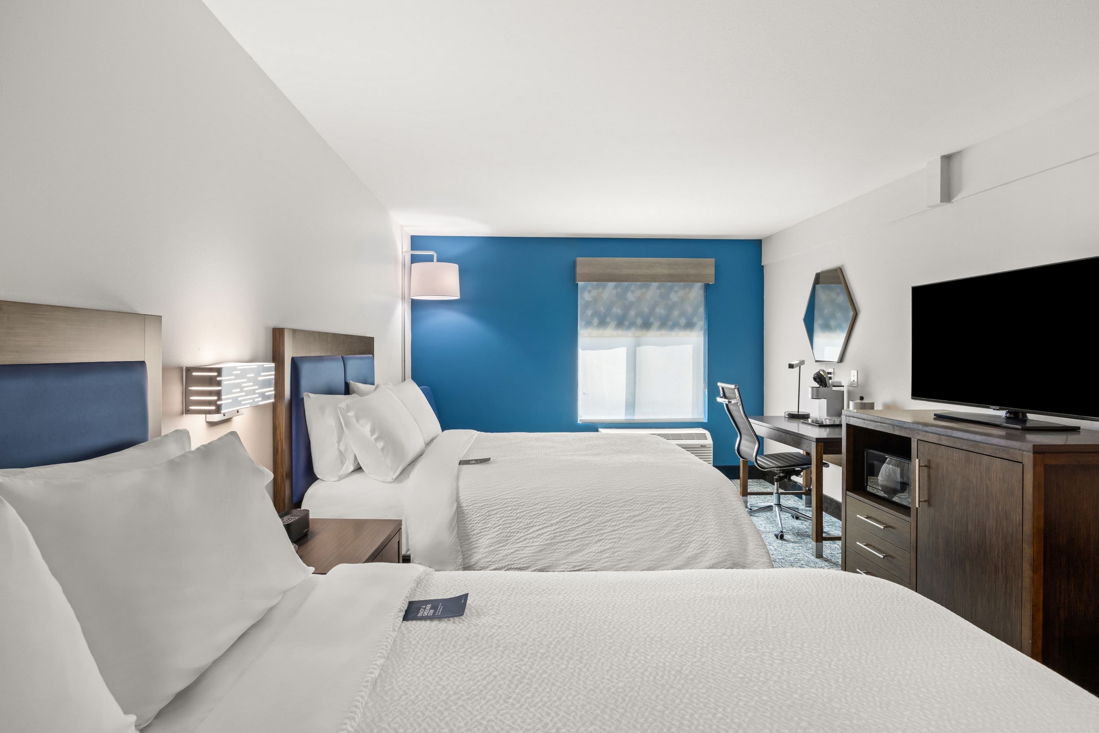 Holiday Inn Express Asheville - Woodfin — 5