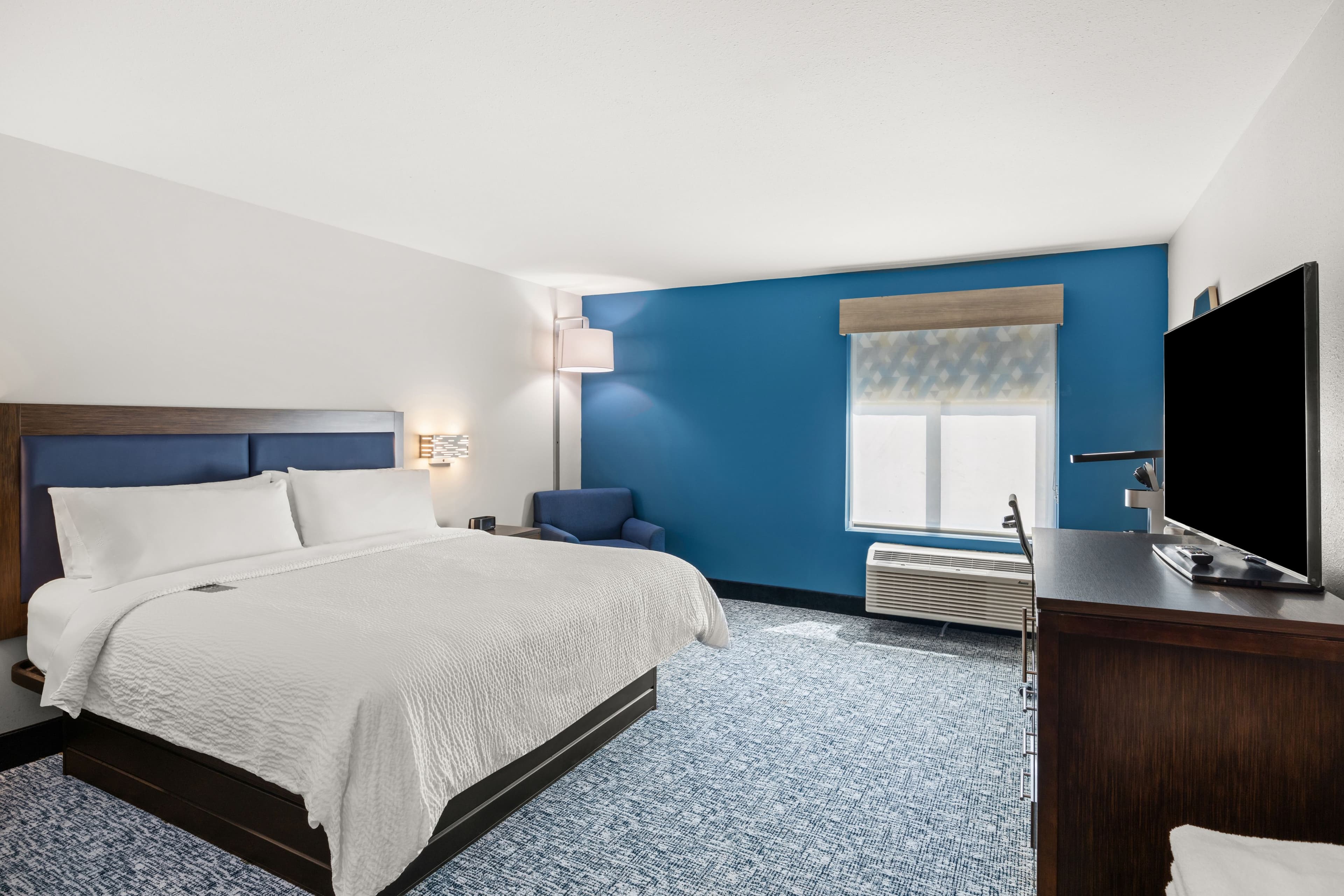 Holiday Inn Express Asheville - Woodfin — 16