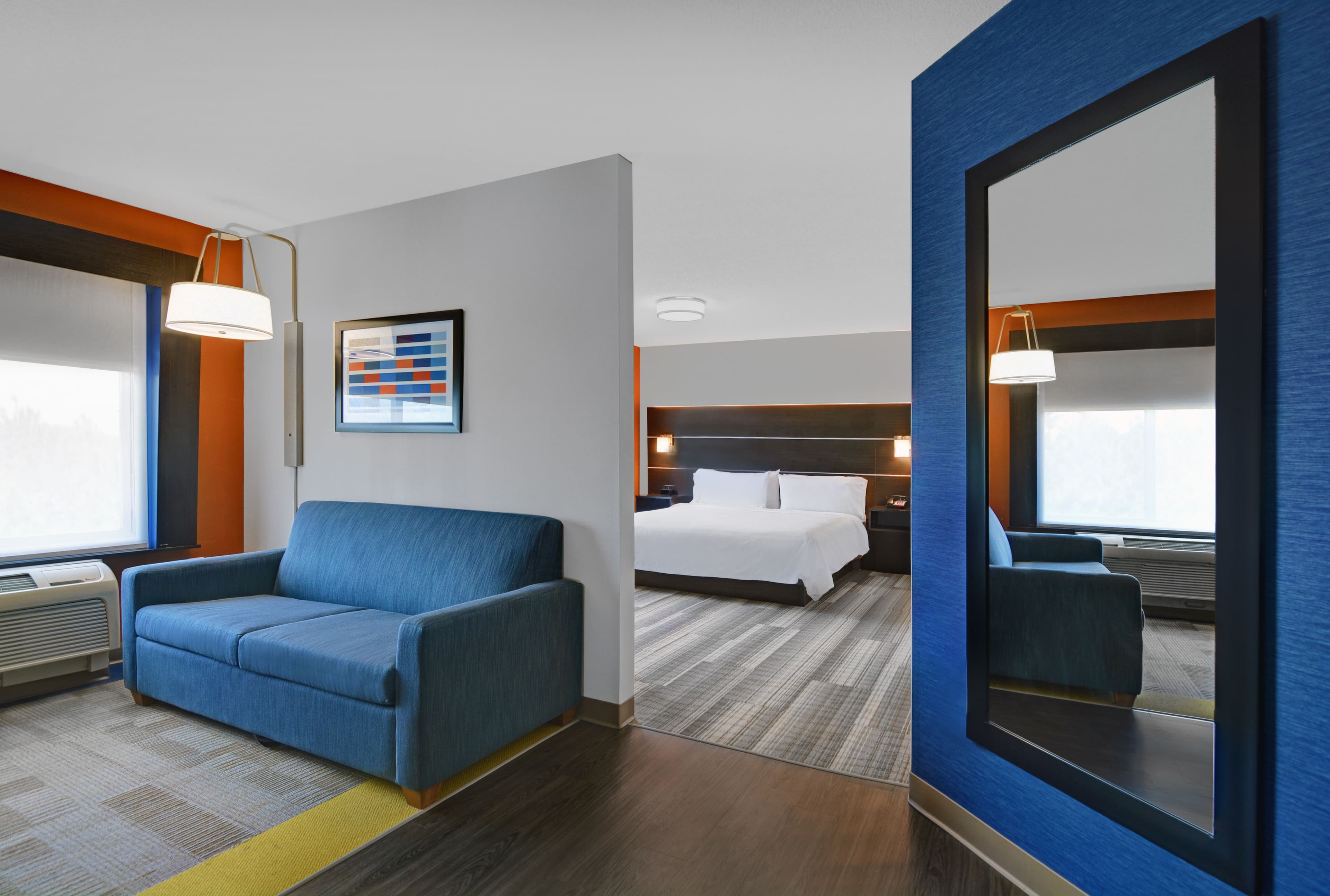 Holiday Inn Express Atmore North — 9