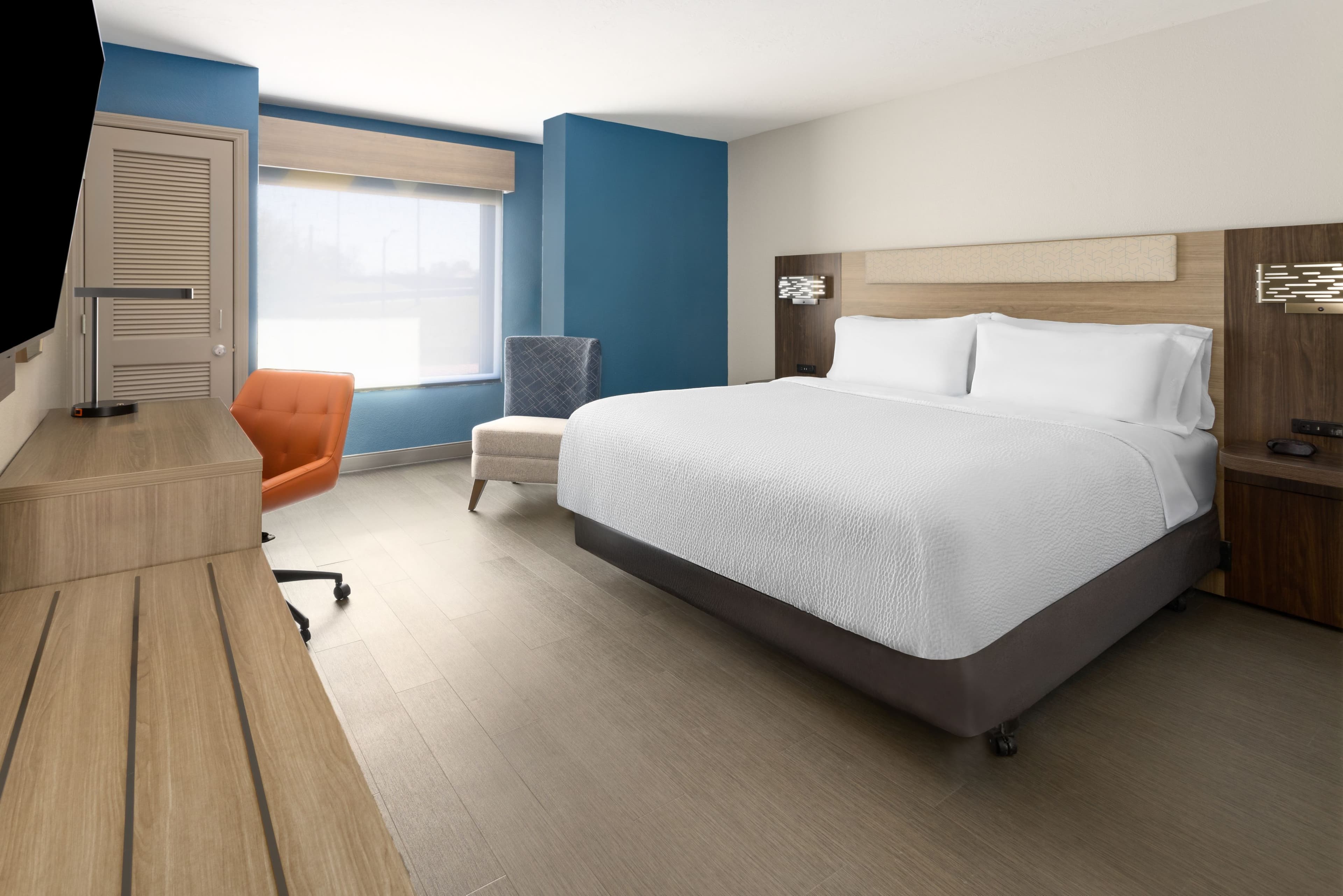 Holiday Inn Express Augusta Downtown - Image 3