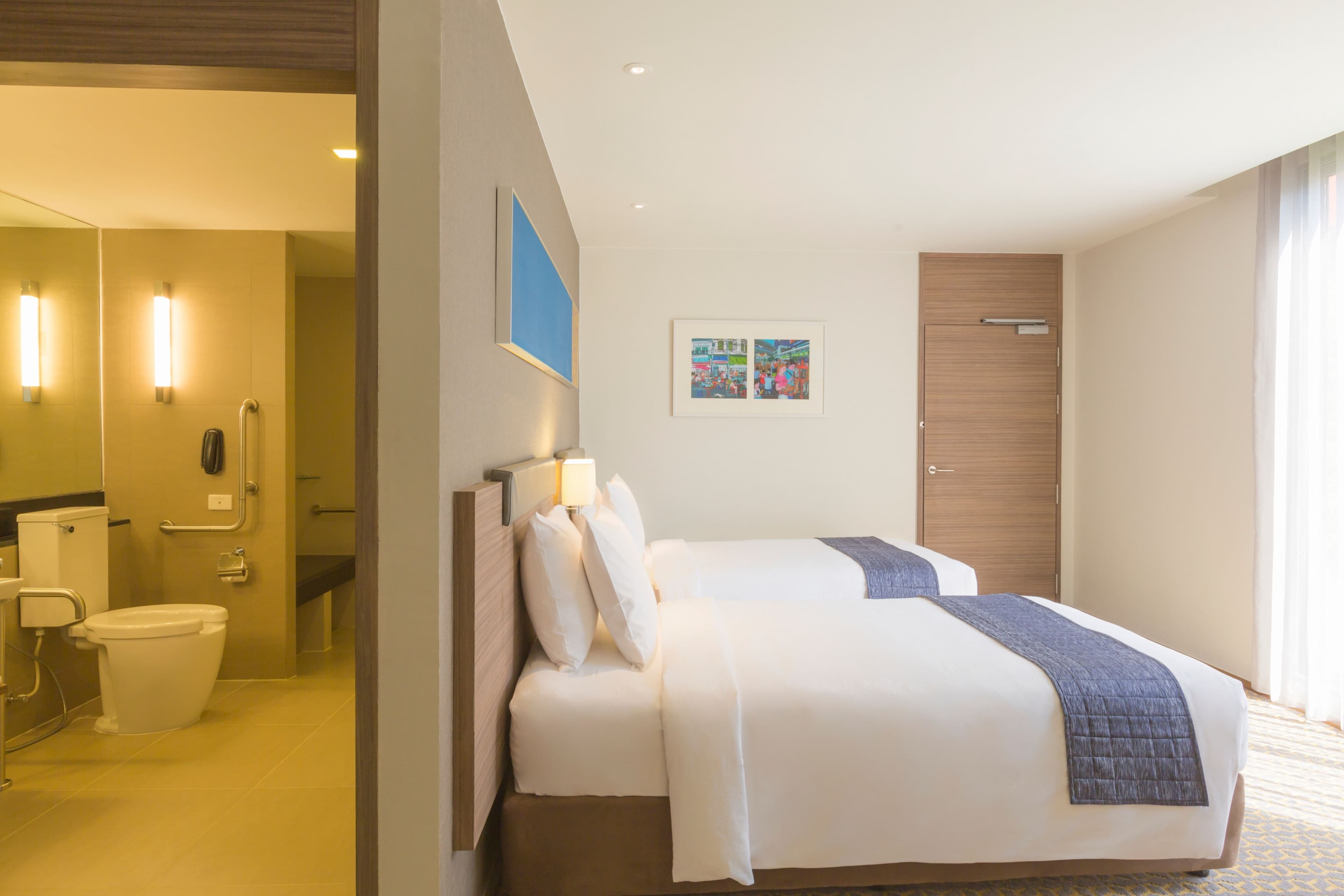 Holiday Inn Express Bangkok Sathorn — 30