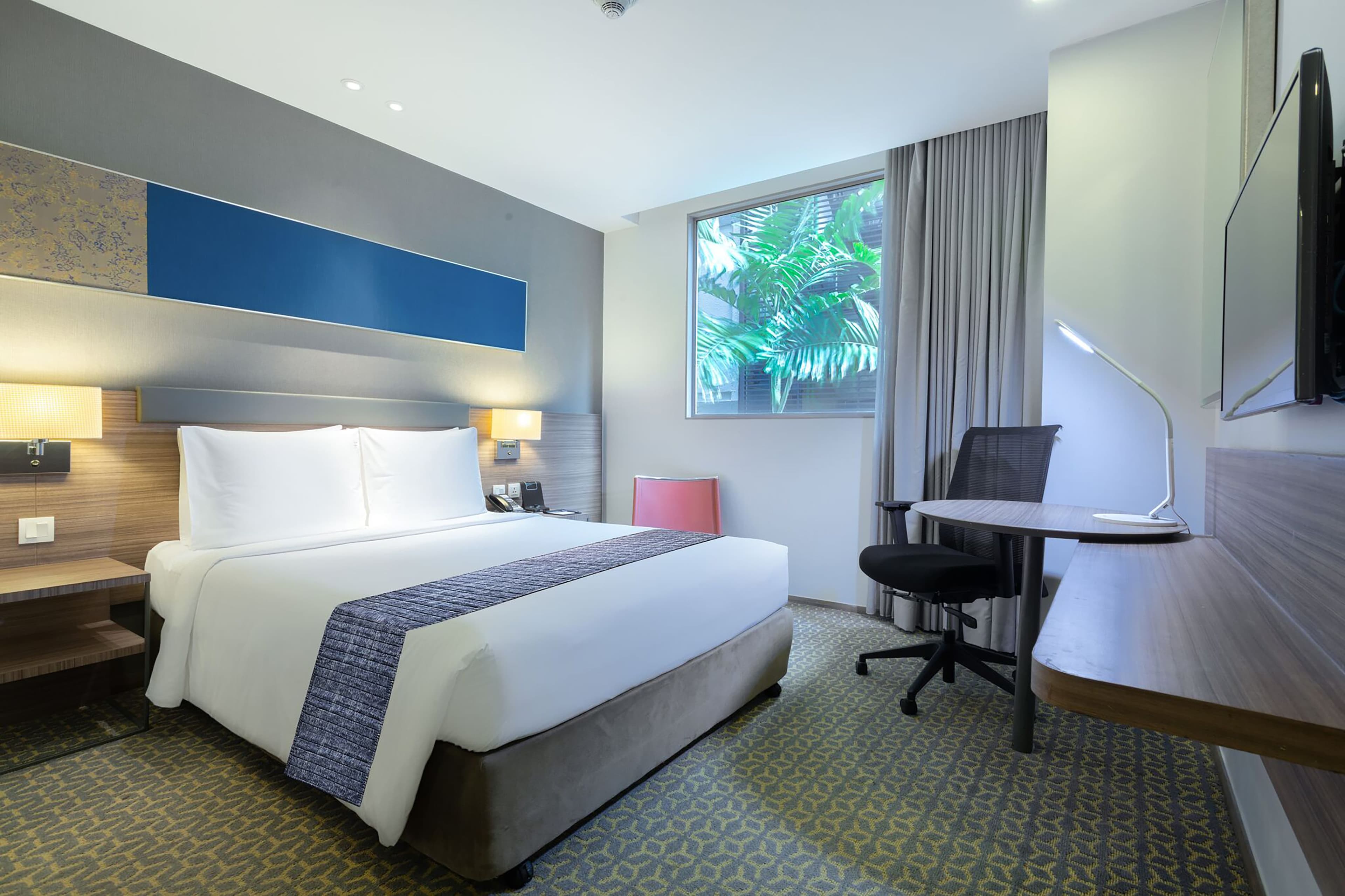 Holiday Inn Express Bangkok Sathorn — 3