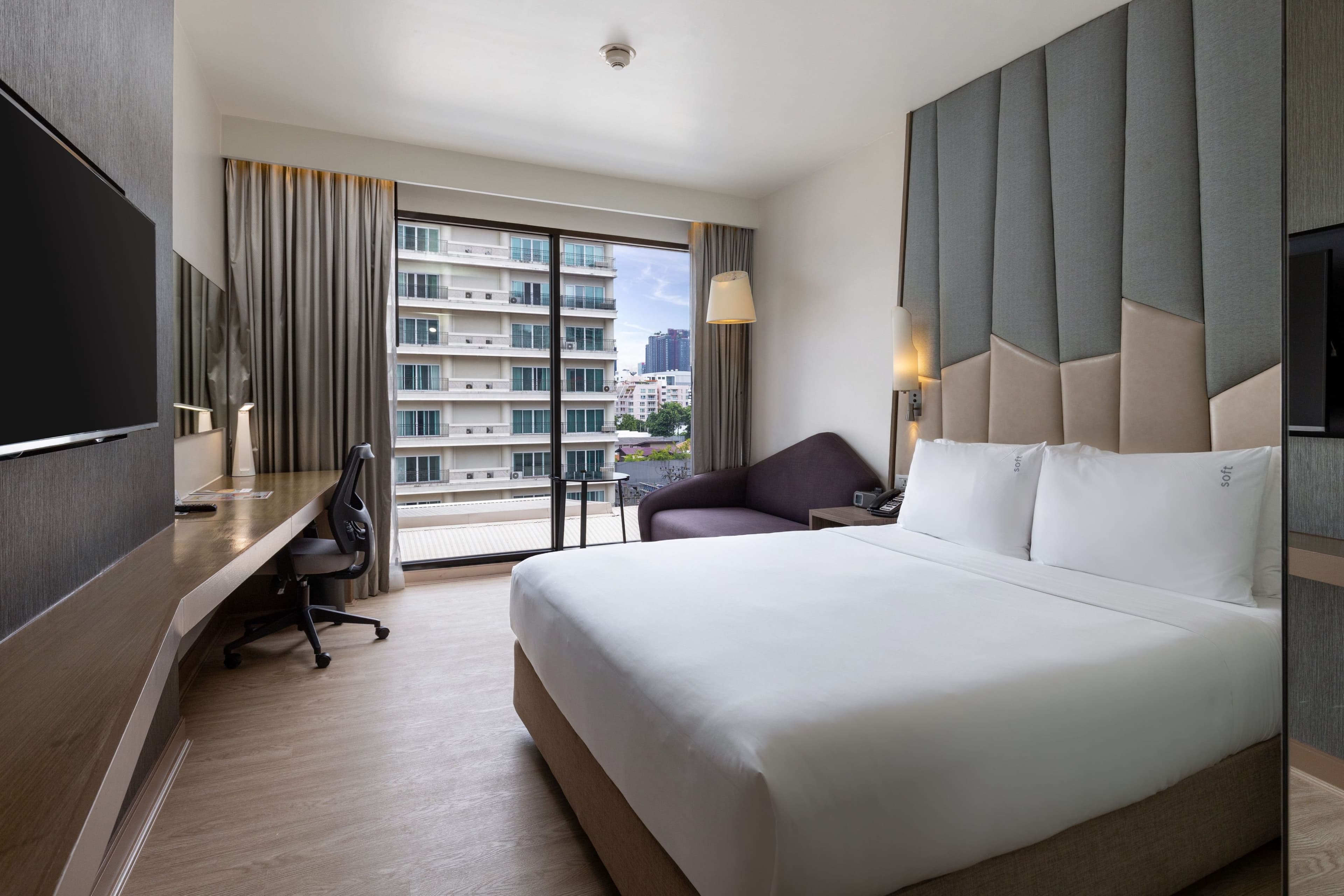 Standard Room With Free Breakfast - Image 5