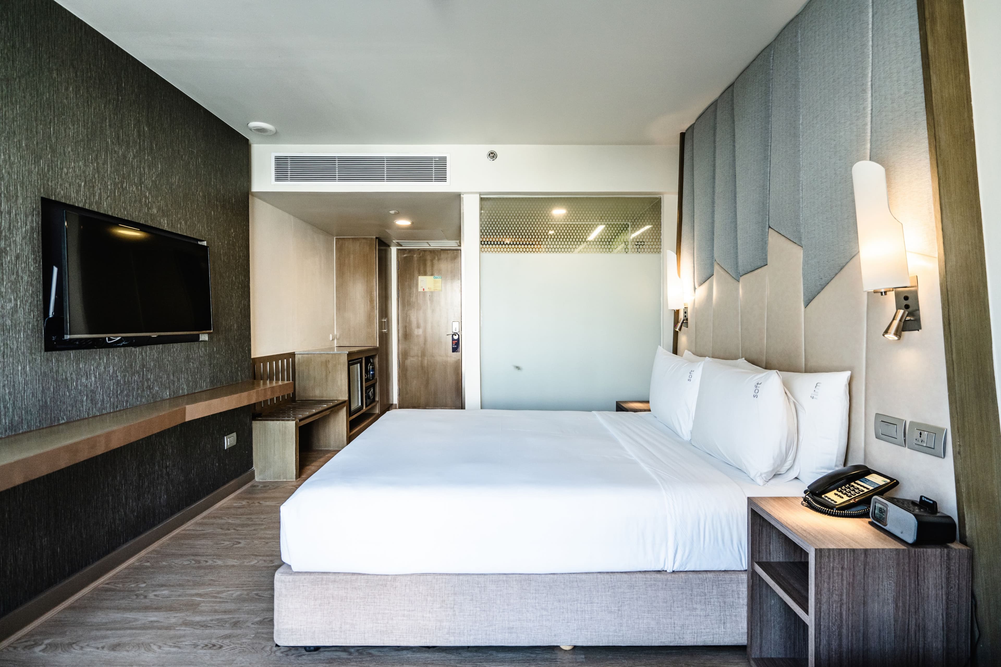 Standard Room With Free Breakfast - Image 20