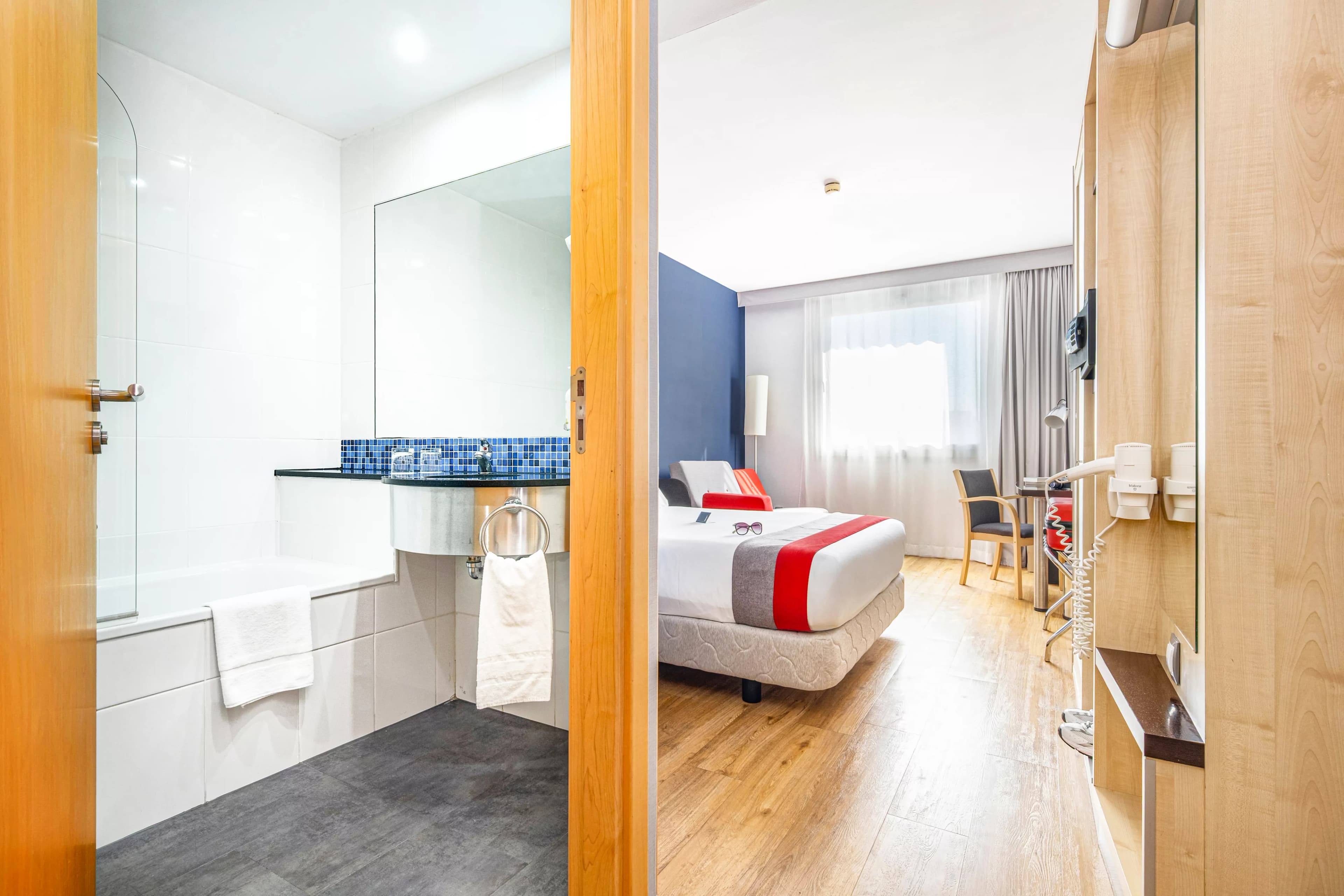 Holiday Inn Express Barcelona - City 22@ — 15