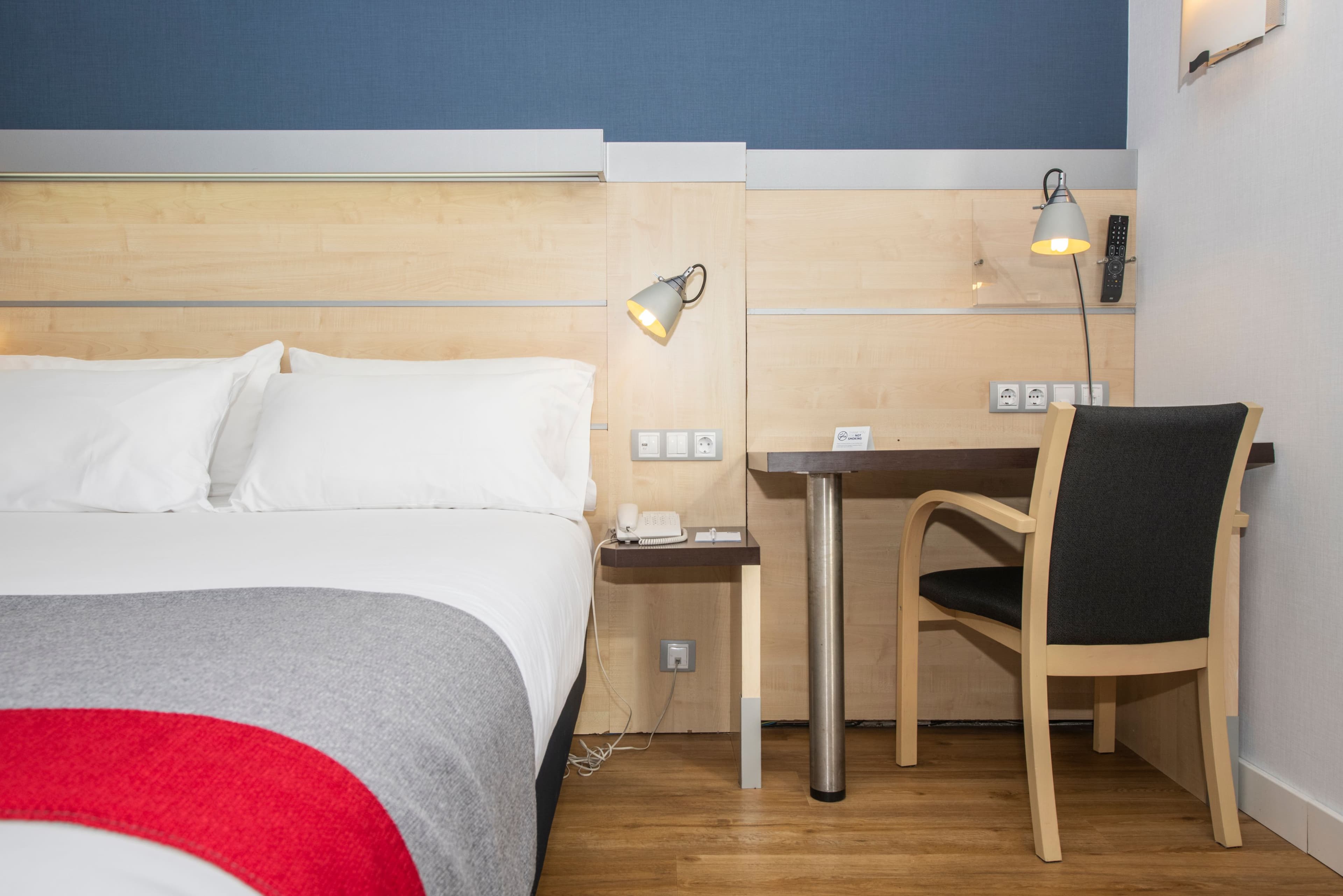 Holiday Inn Express Barcelona - Molins de Rei - Image 4