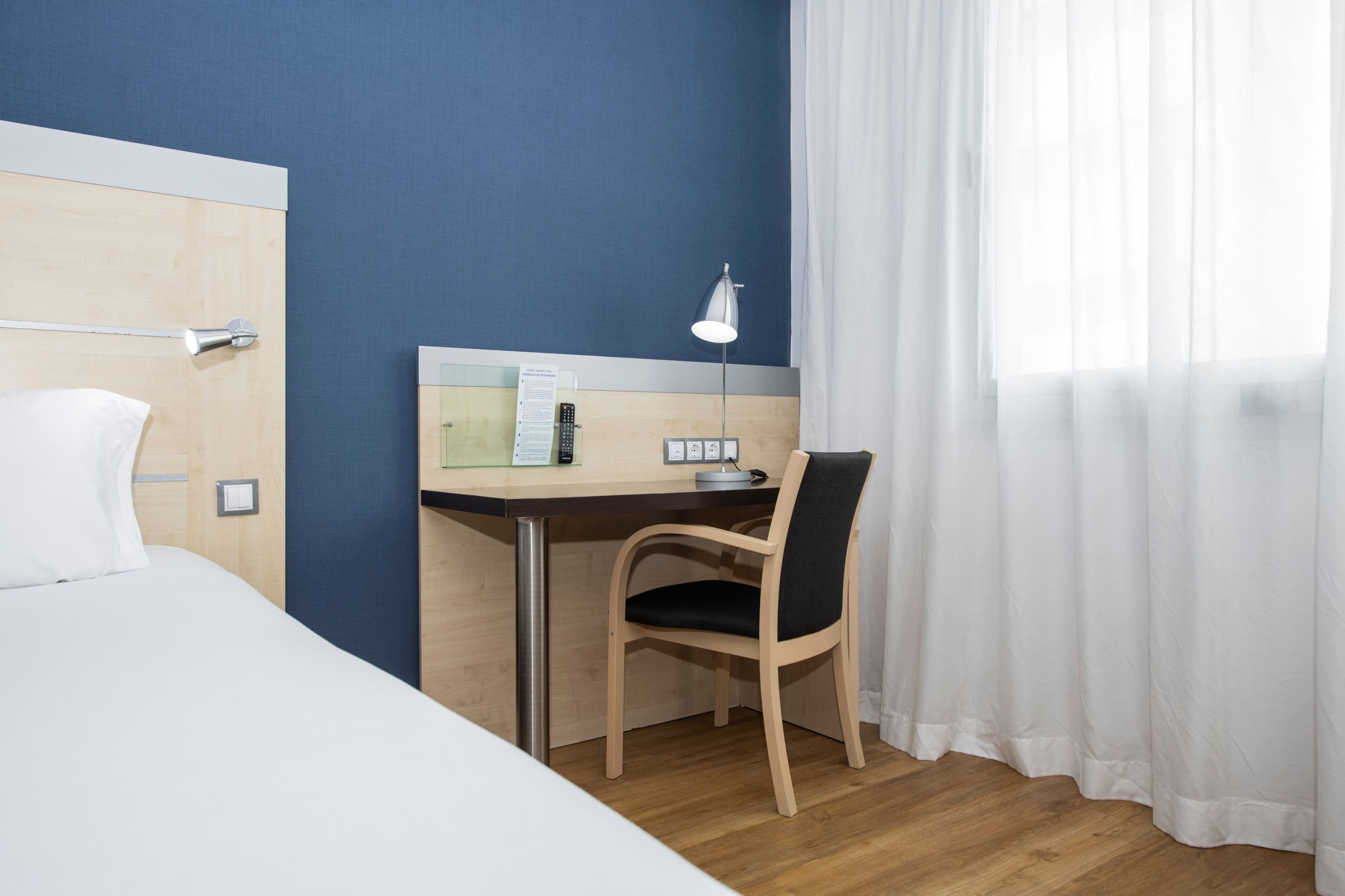 Holiday Inn Express Barcelona - City 22@ — 4