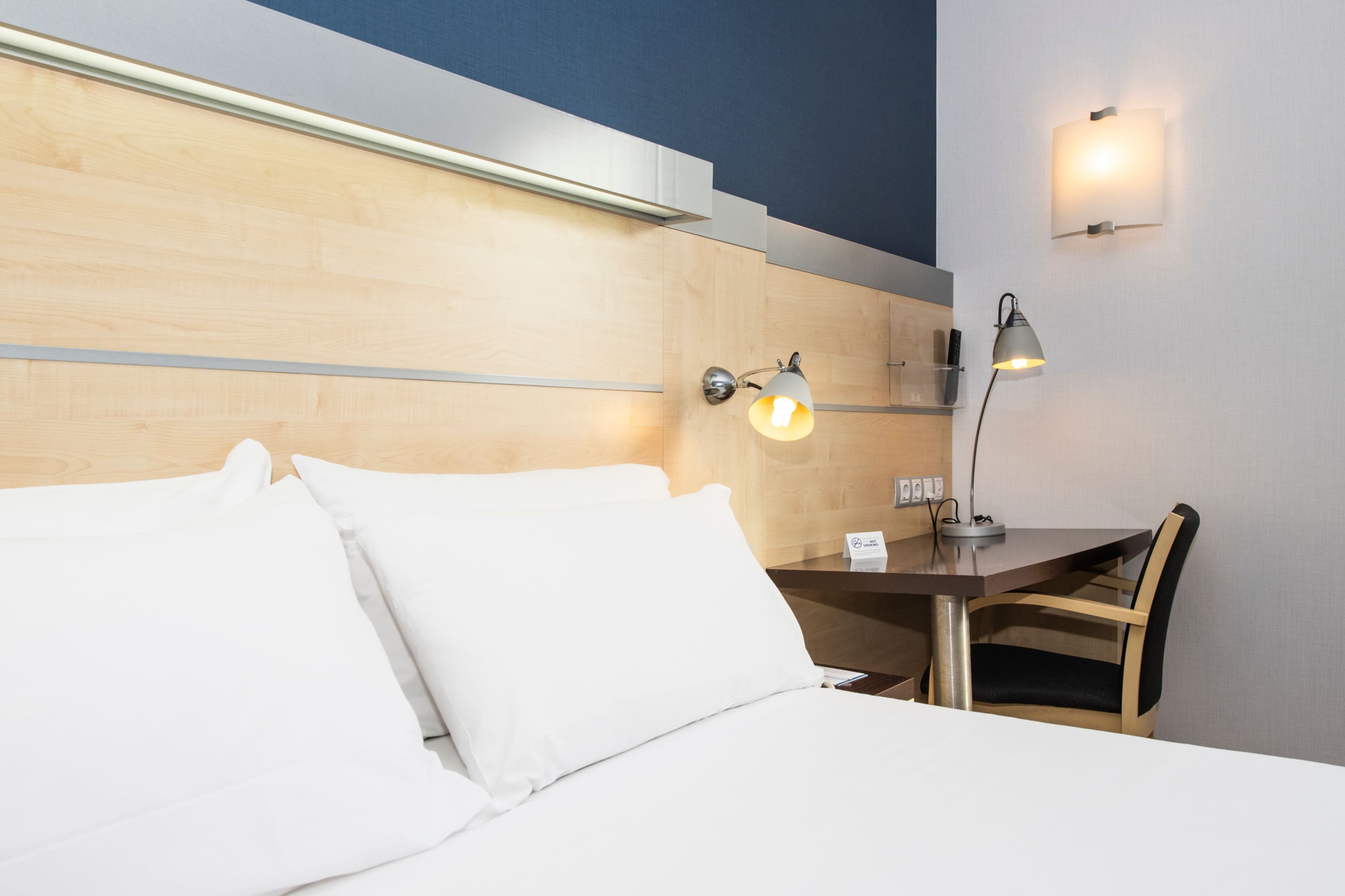 Holiday Inn Express Barcelona - Molins de Rei - Image 5