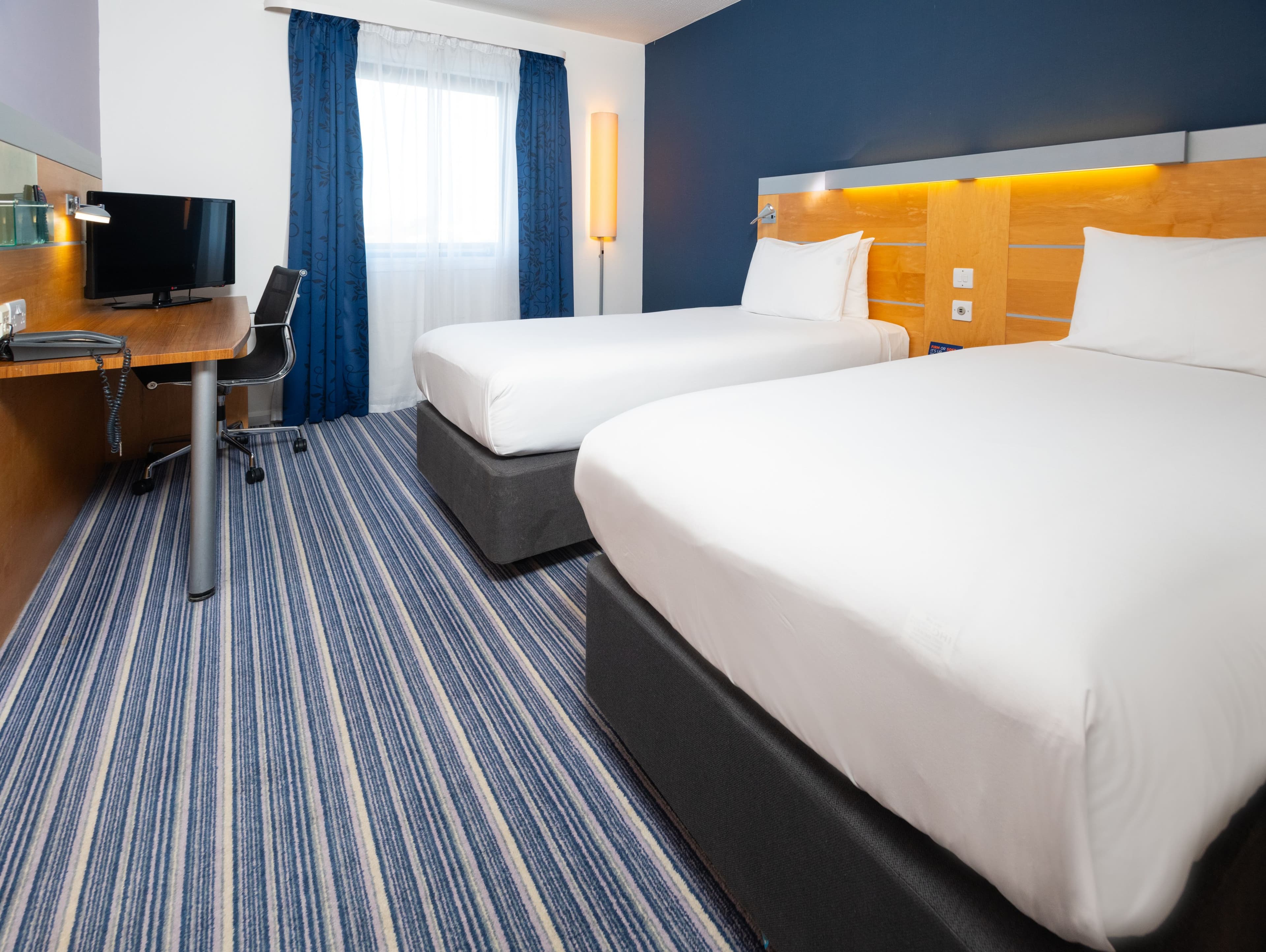 Holiday Inn Express Bedford — 23