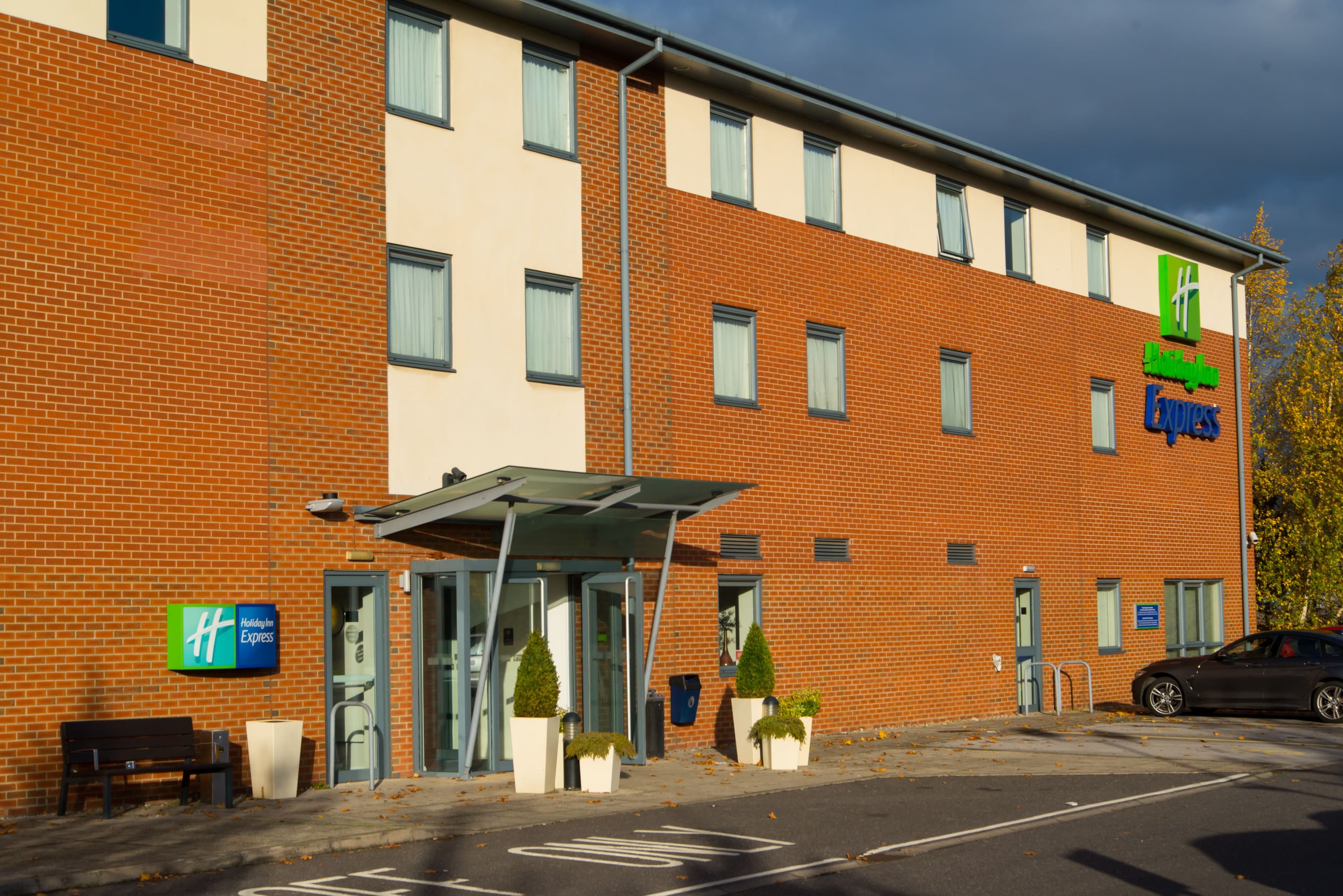 Holiday Inn Express Bedford - Image 1