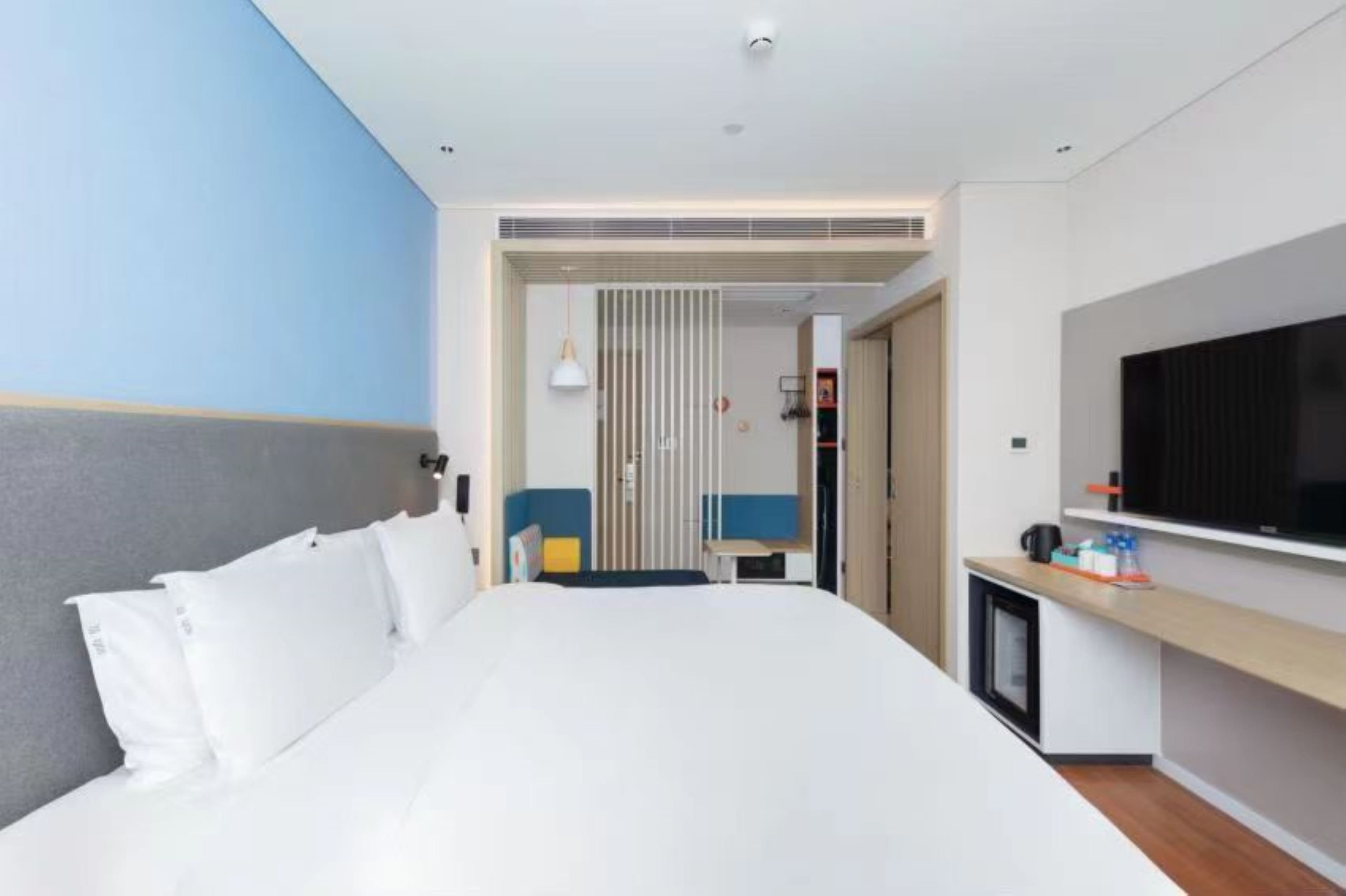 Holiday Inn Express Beijing Yizhuang Tongminghu — 6