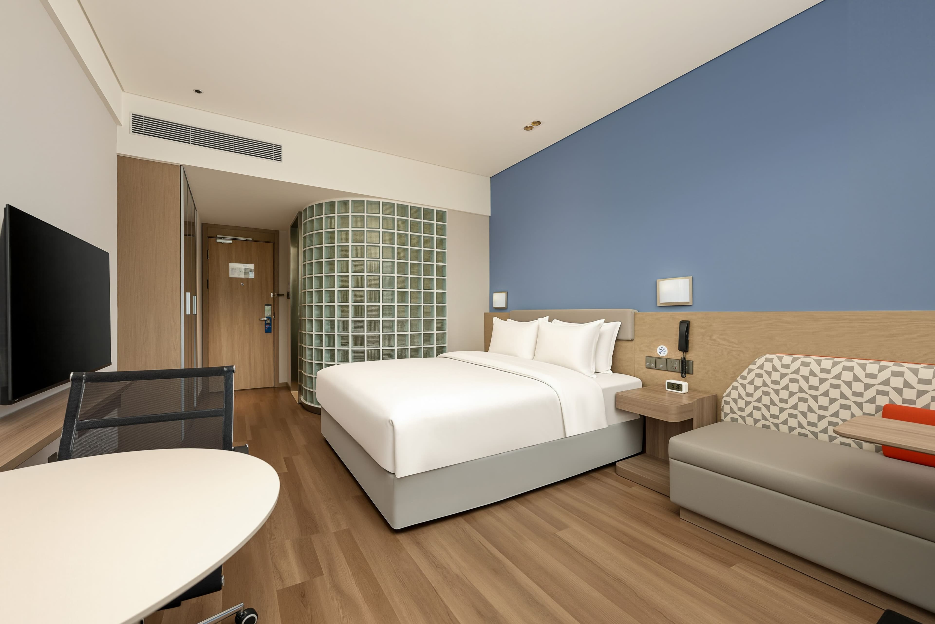 Standard Room - Image 5