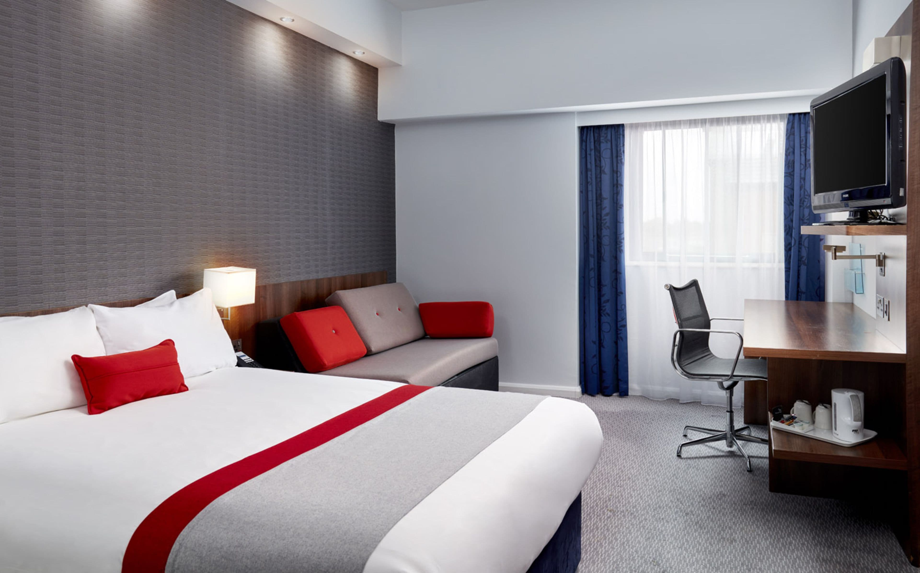 Holiday Inn Express Belfast City — 10
