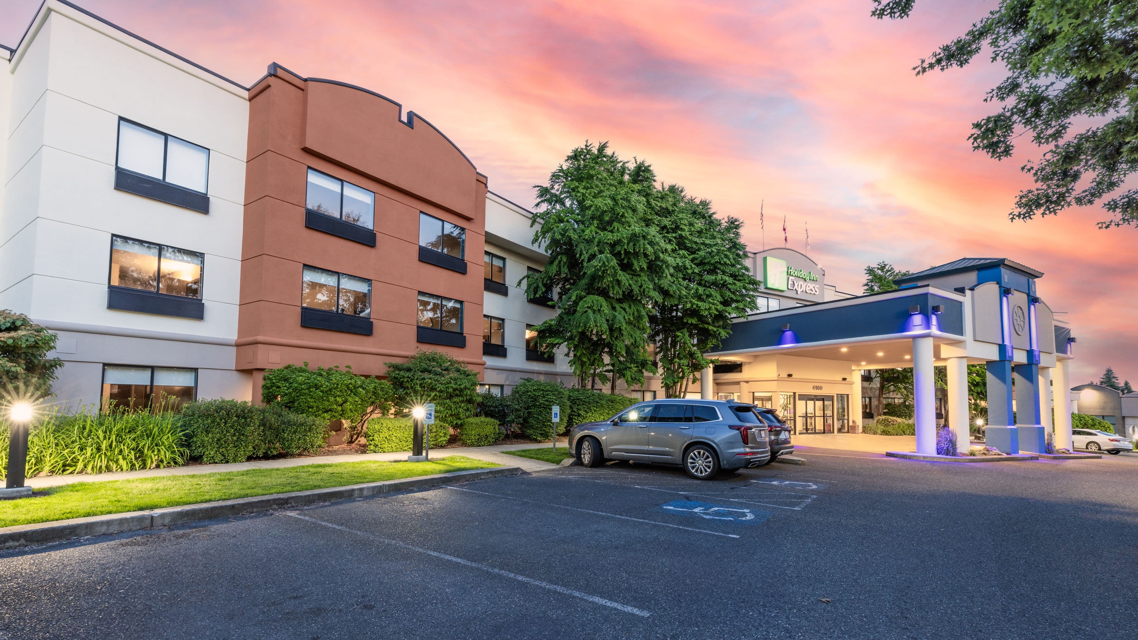 Holiday Inn Express Bellingham - Image 1