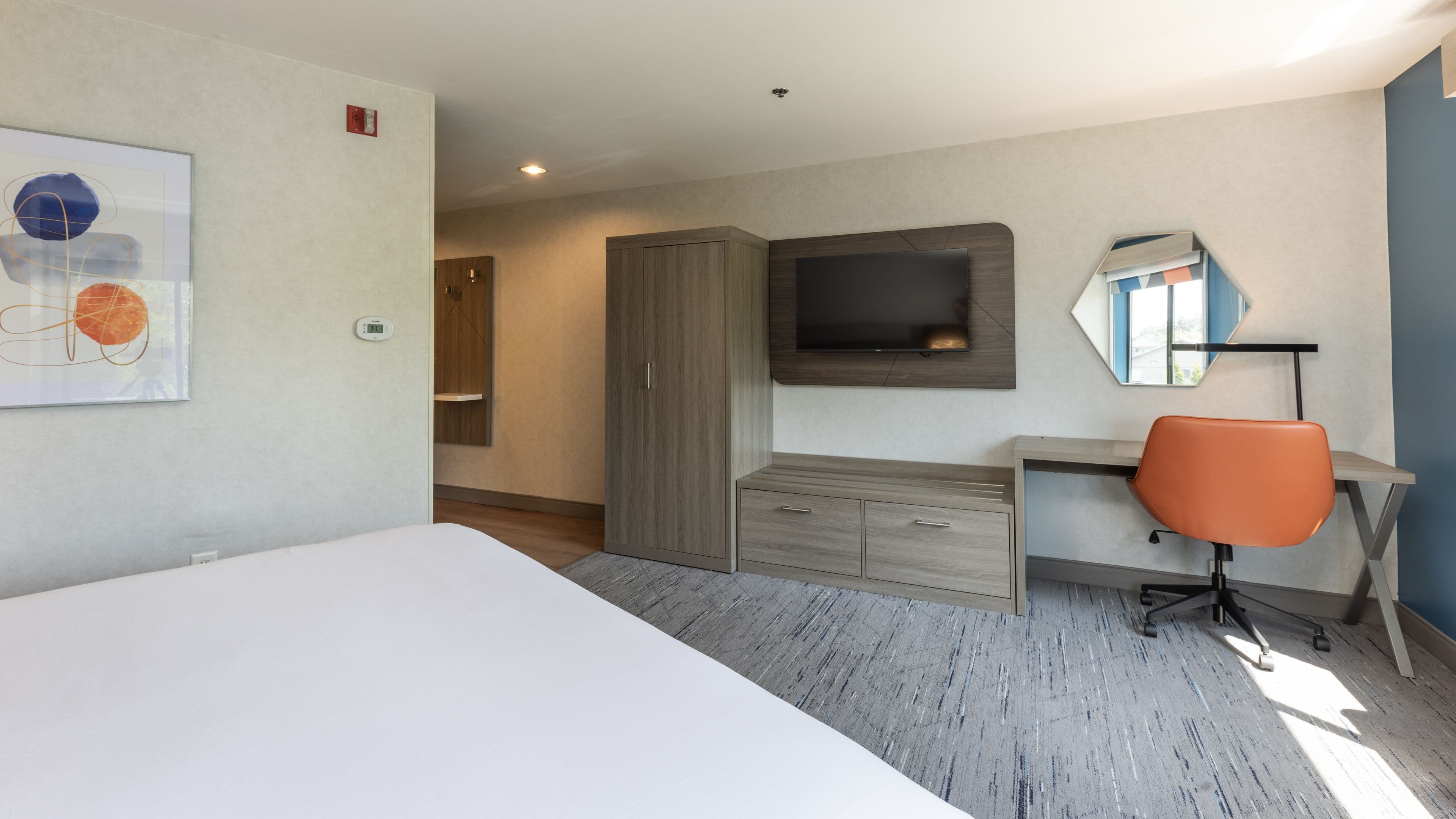Holiday Inn Express Bellingham - Image 5