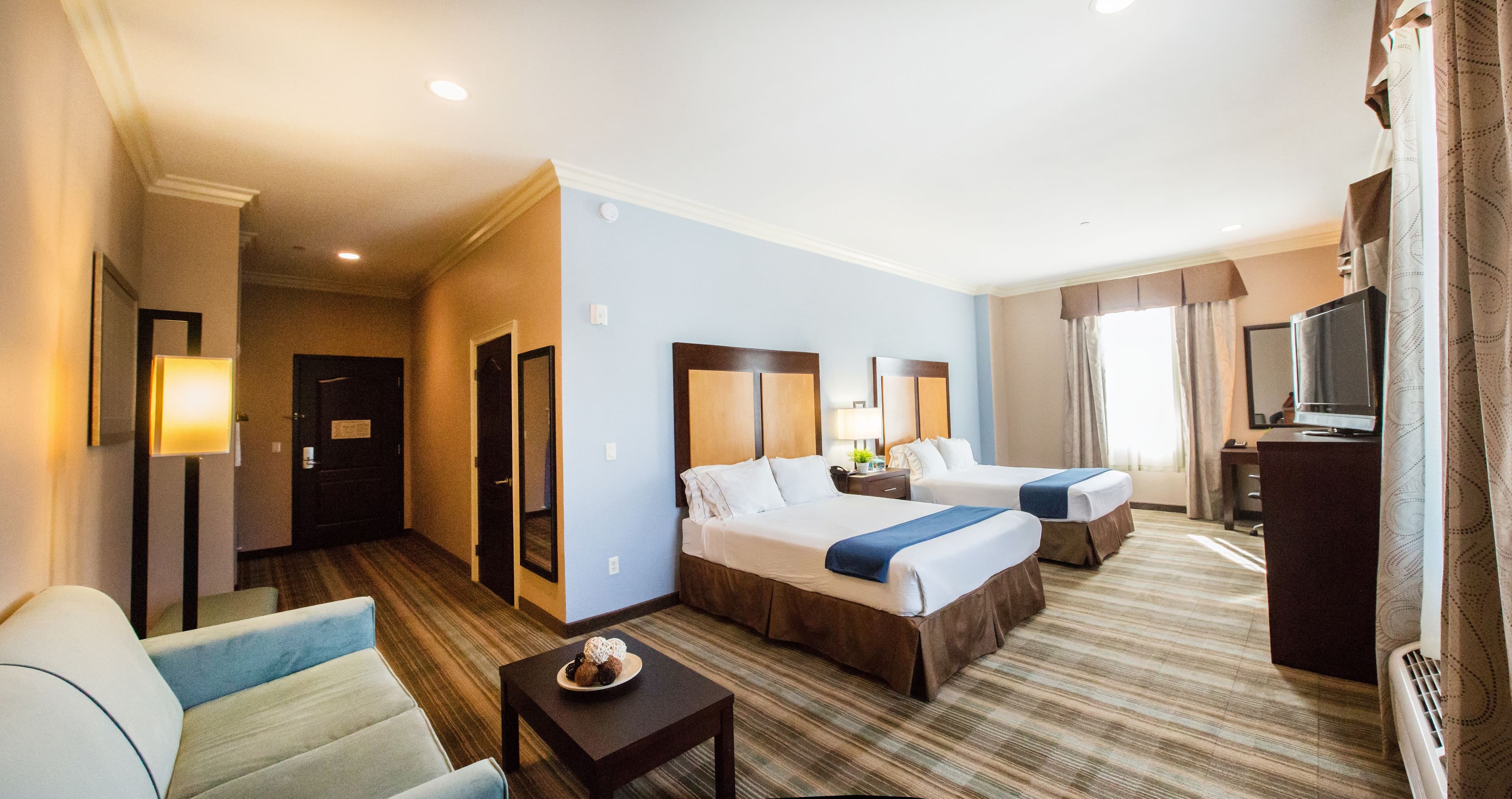 Holiday Inn Express Benicia — 12