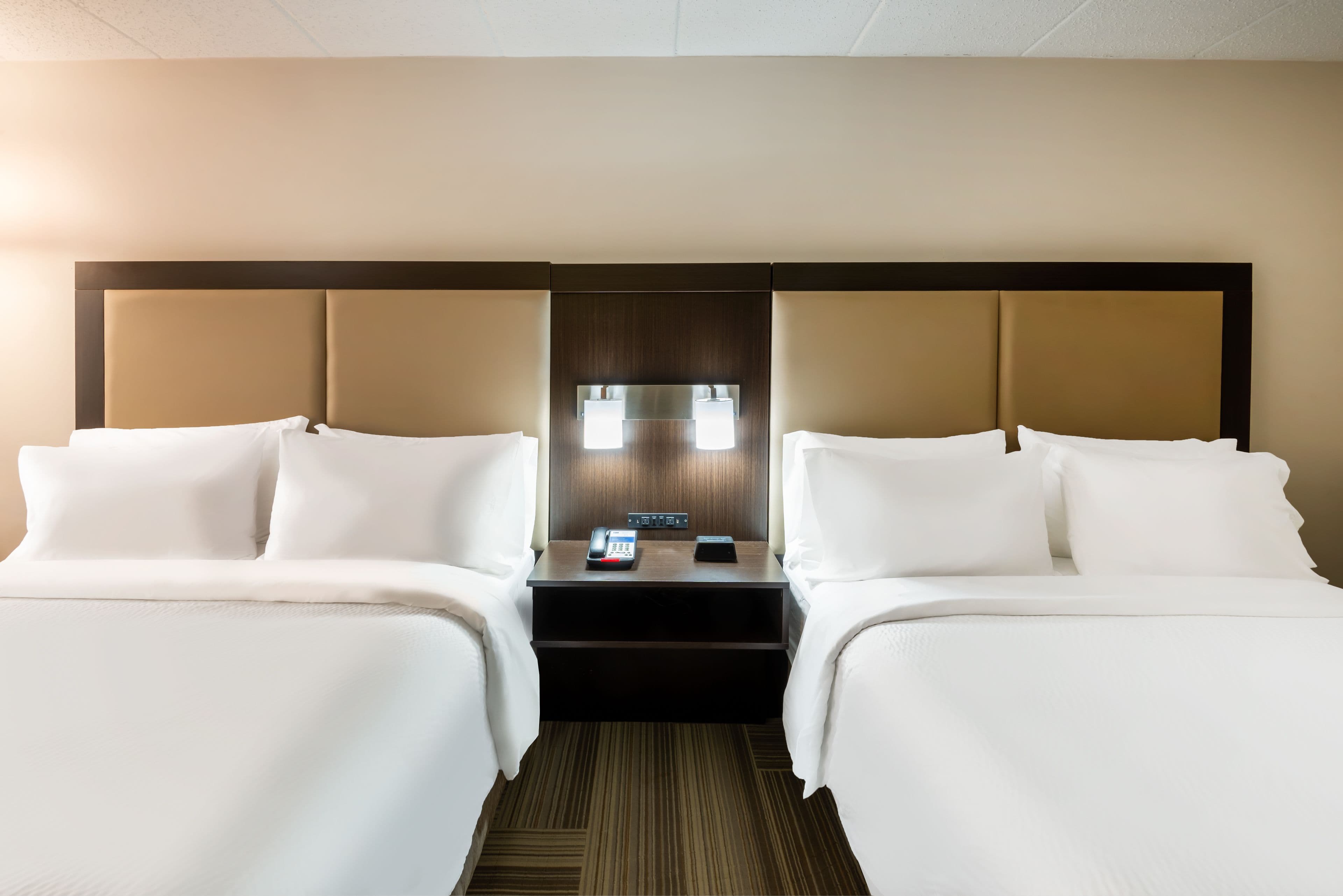 Holiday Inn Express Philadelphia NE - Bensalem — 22