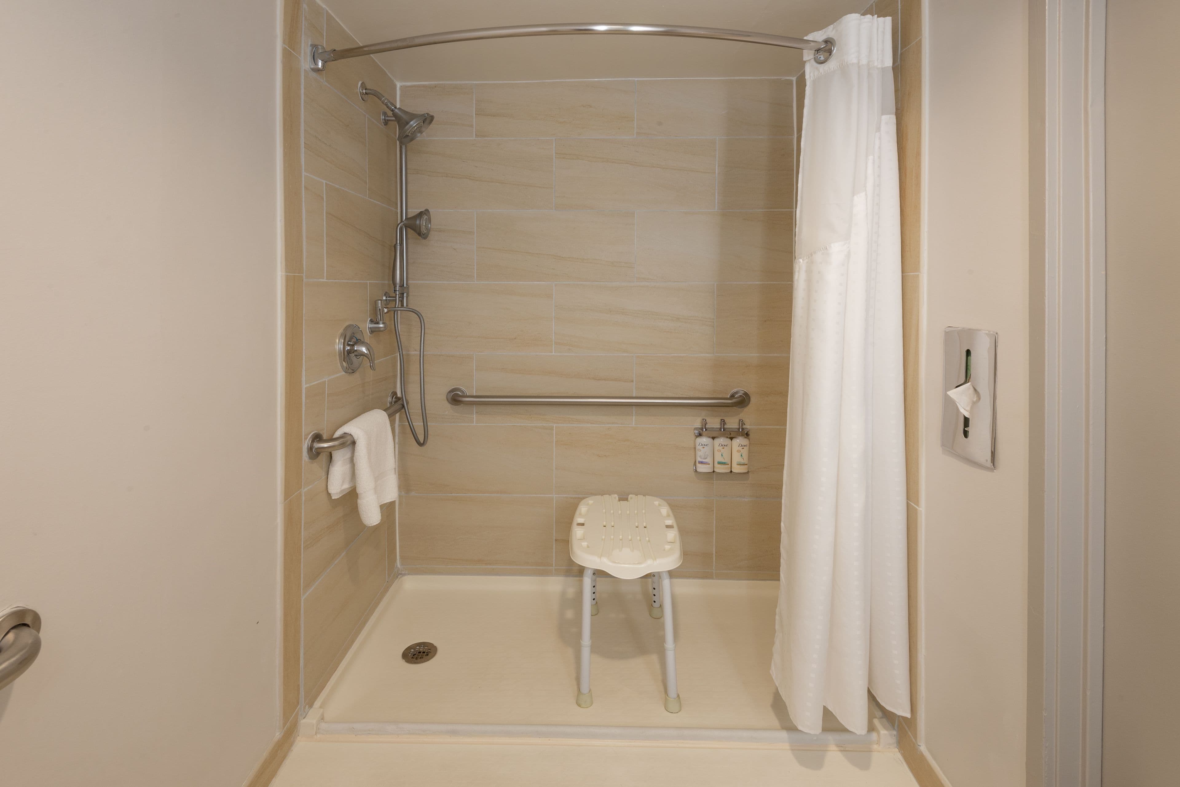 Holiday Inn Express Philadelphia NE - Bensalem — 18