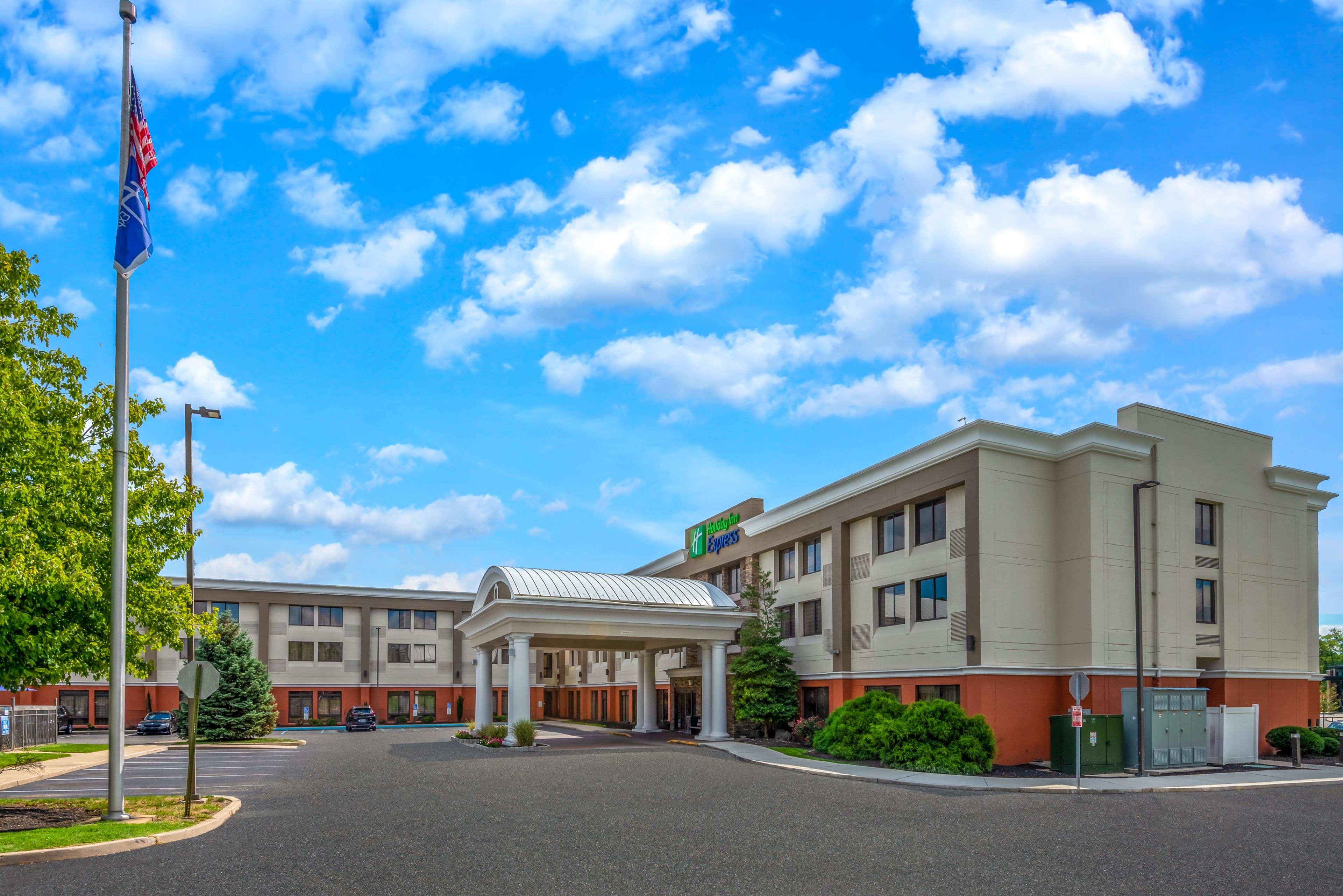 Holiday Inn Express Philadelphia NE - Bensalem - Image 1