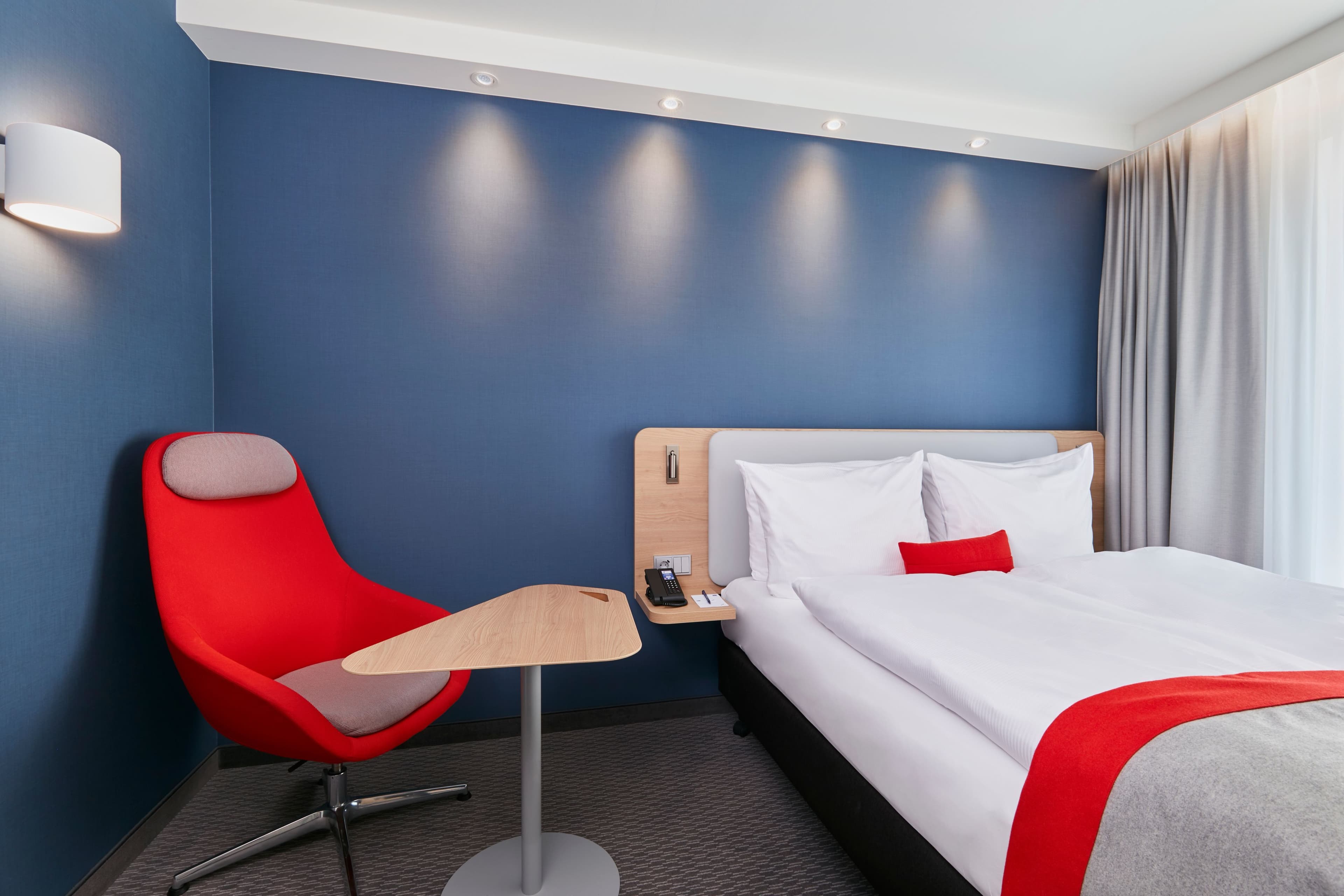 Holiday Inn Express Berlin - Alexanderplatz - Image 2