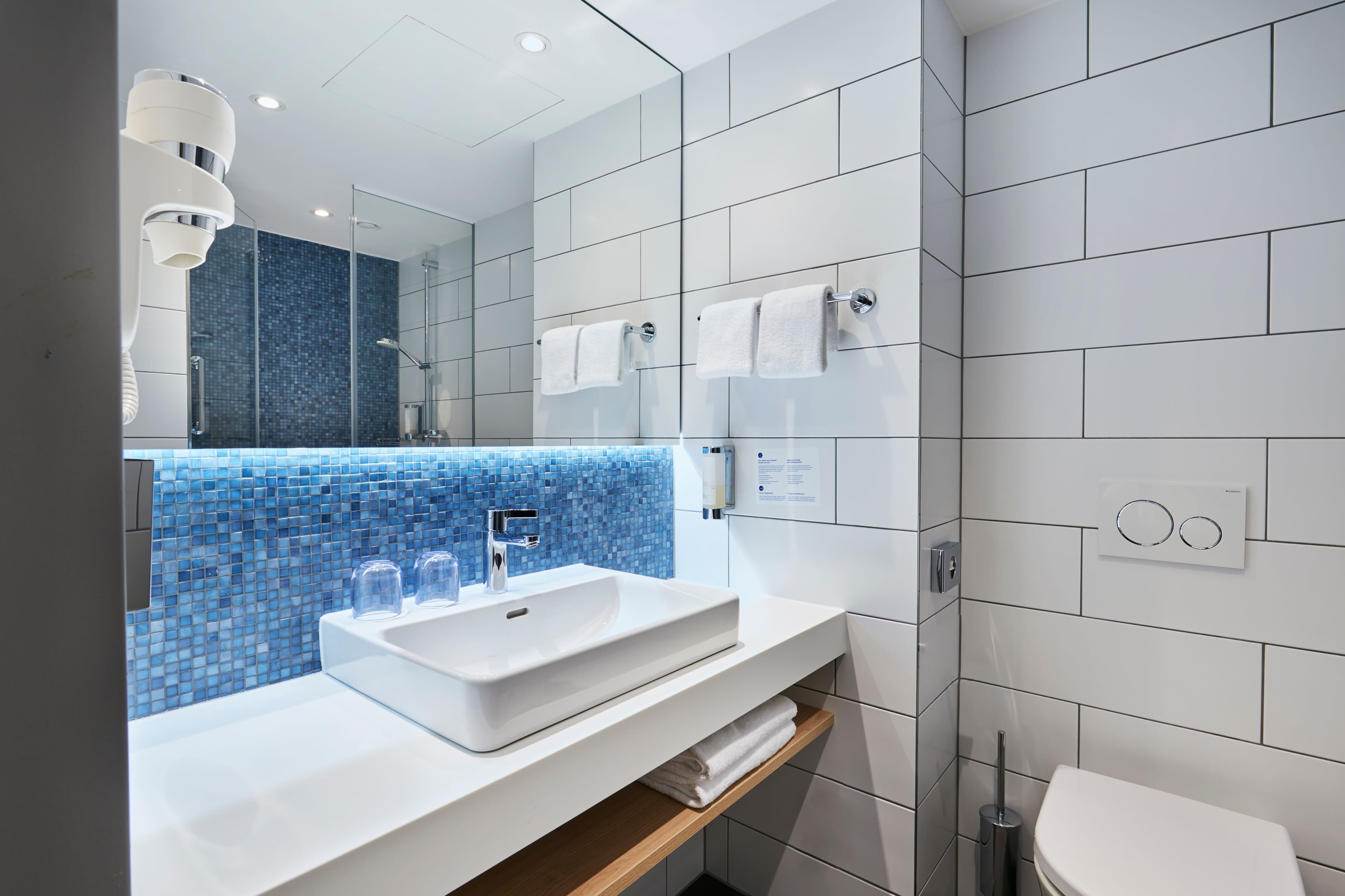Holiday Inn Express Berlin - Alexanderplatz — 6