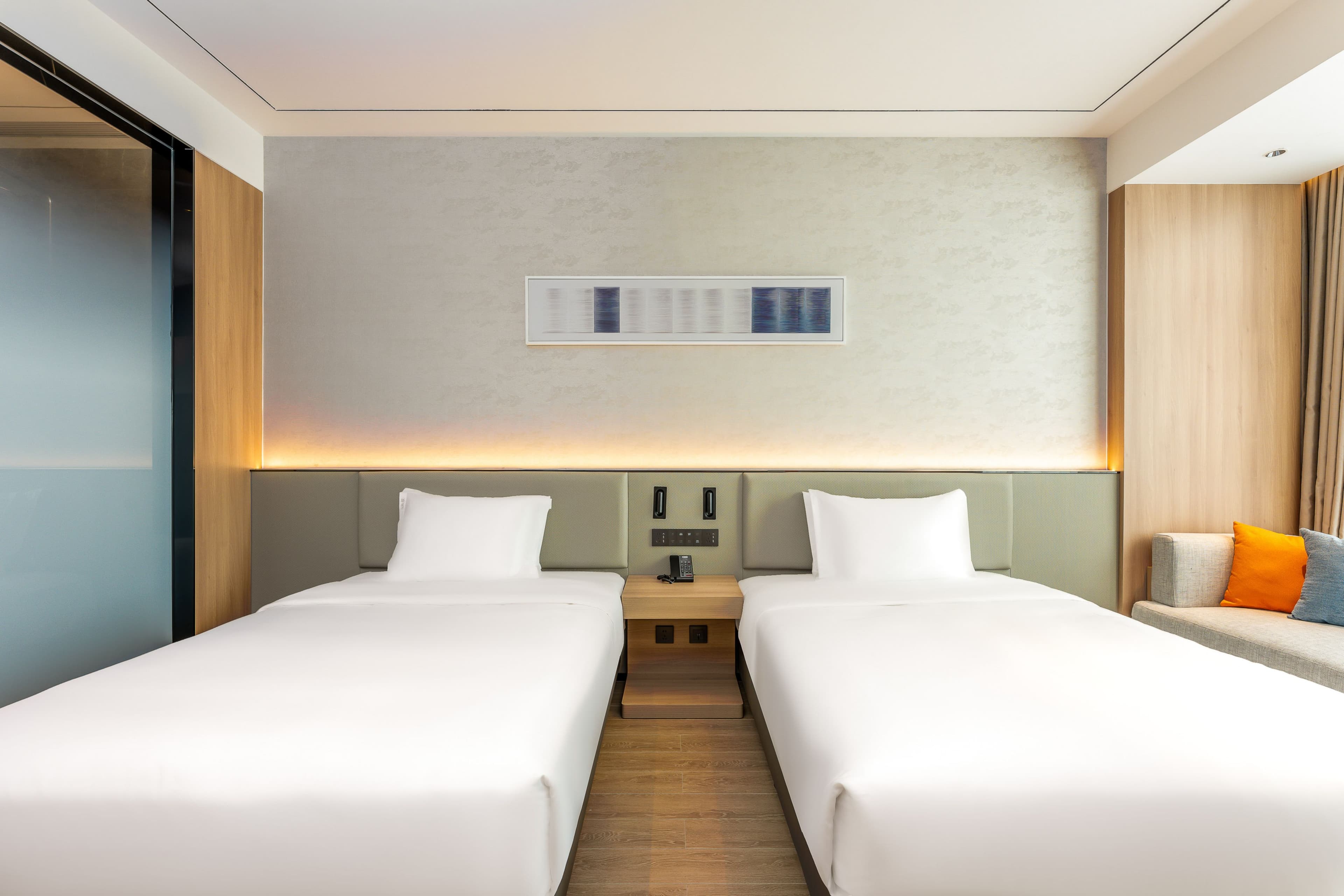 Holiday Inn Express Binzhou City Center — 7
