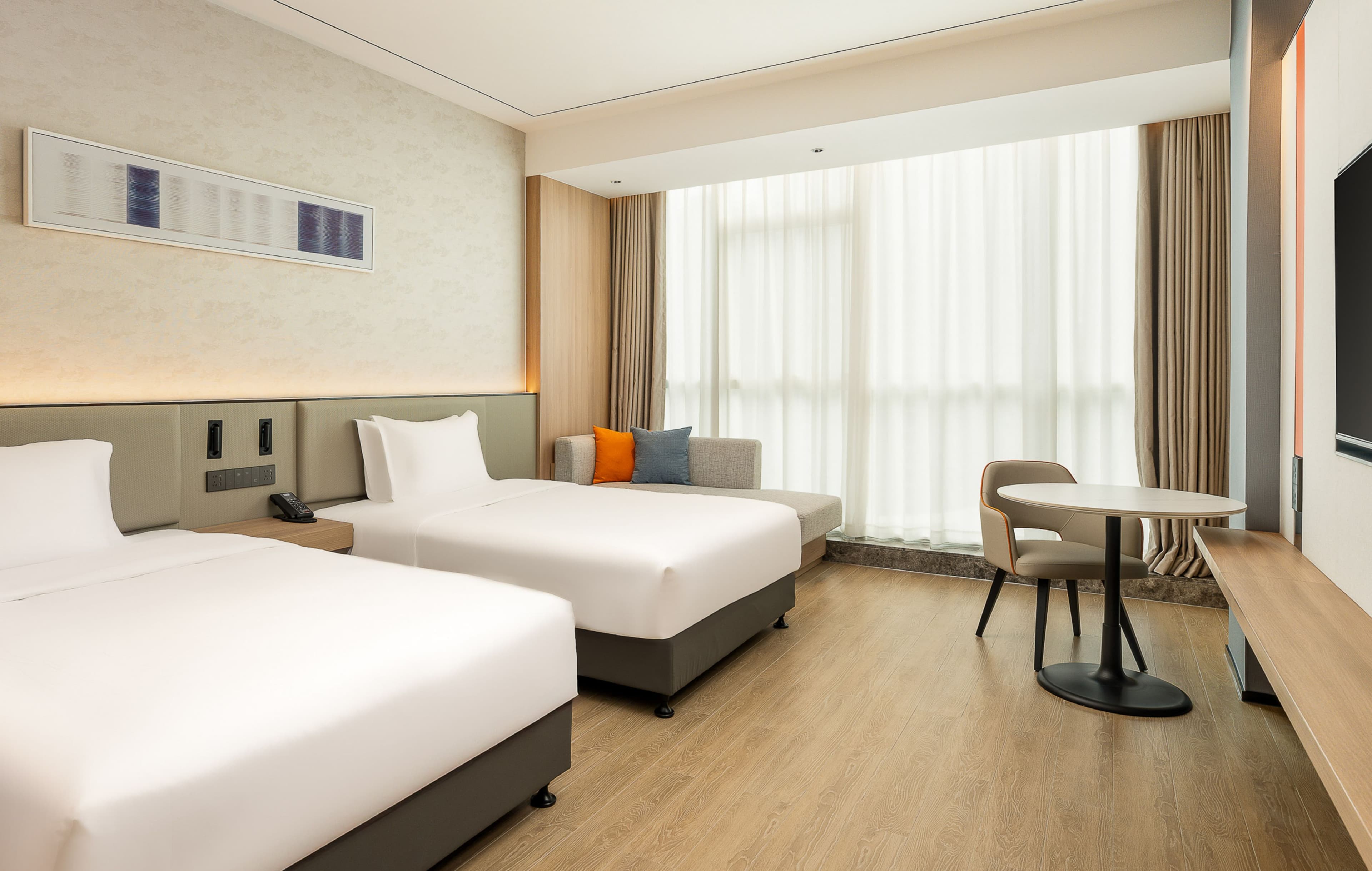 Holiday Inn Express Binzhou City Center — 6