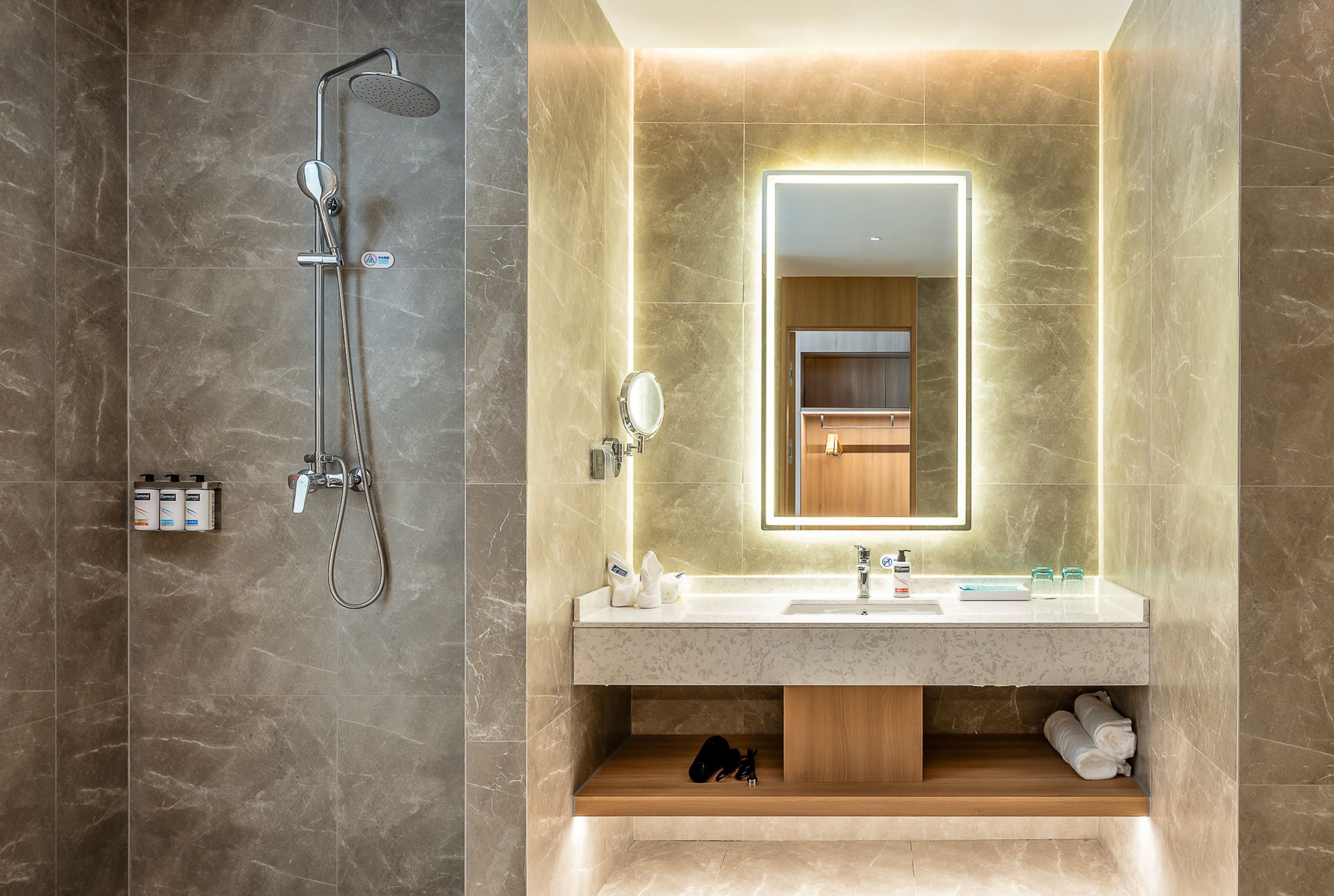 Holiday Inn Express Binzhou City Center — 16