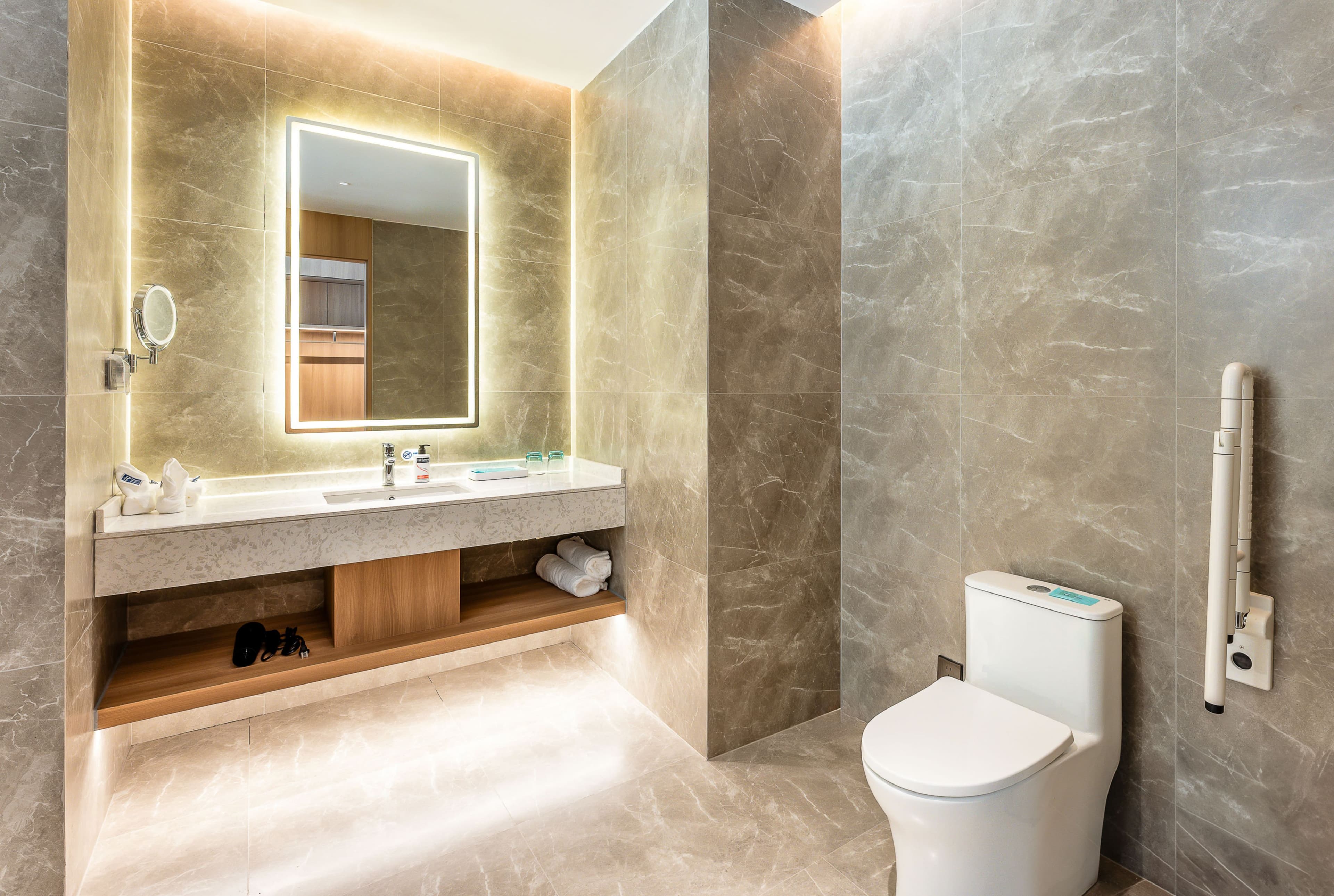 Holiday Inn Express Binzhou City Center — 17