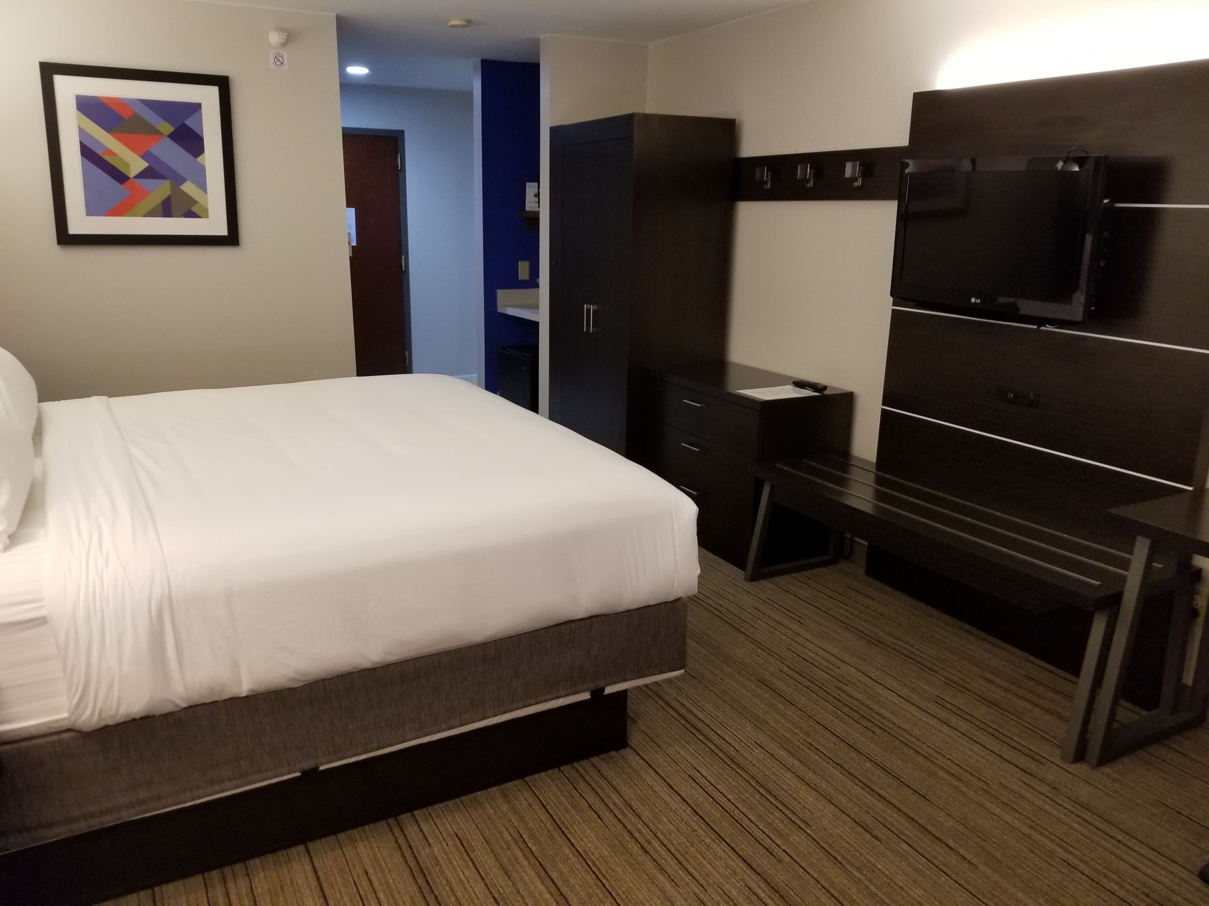 Holiday Inn Express Birch Run (Frankenmuth Area) - Image 4