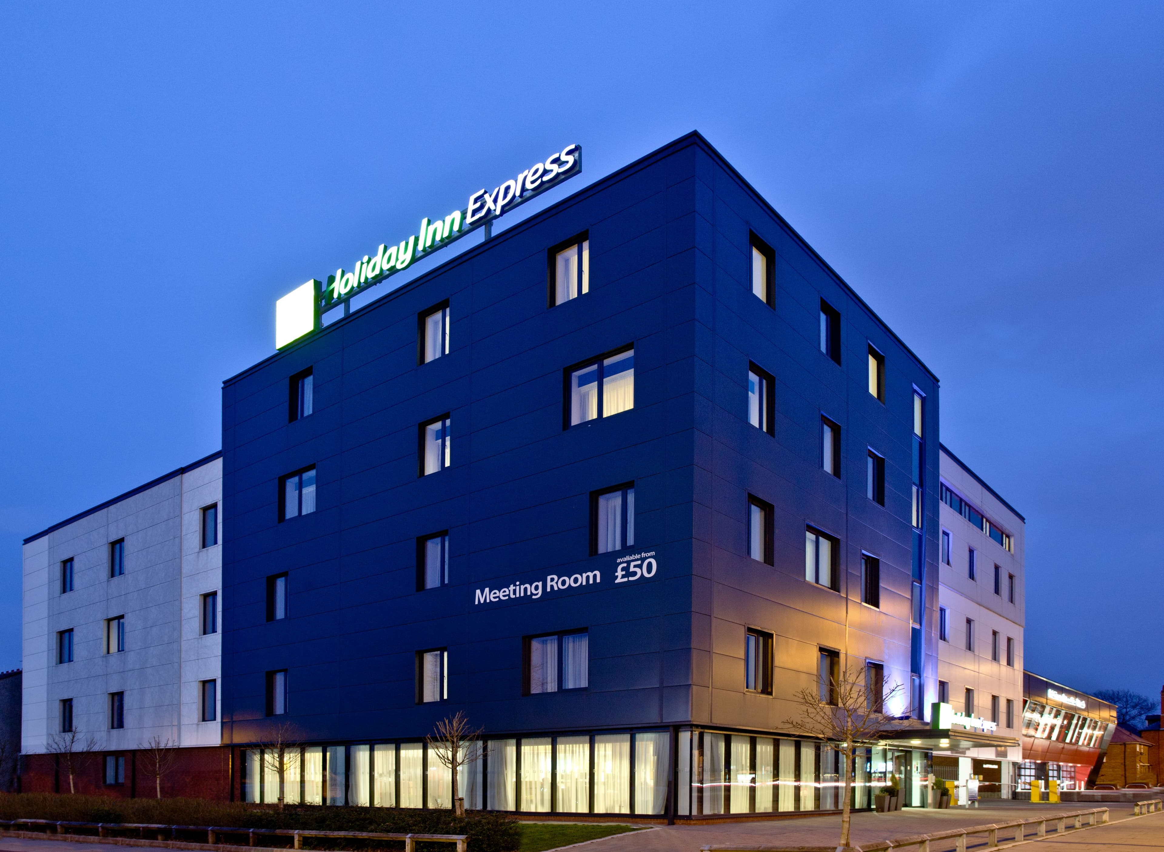 Holiday Inn Express Birmingham - South A45 - Image 1