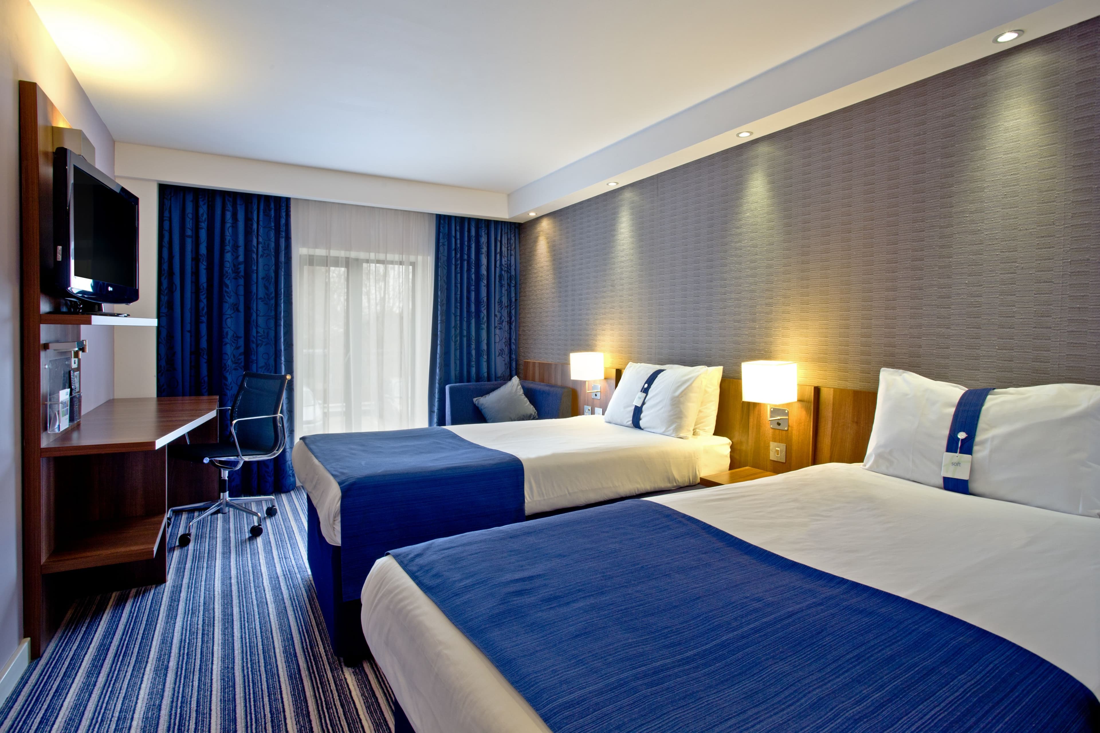 Holiday Inn Express Birmingham - South A45 — 15