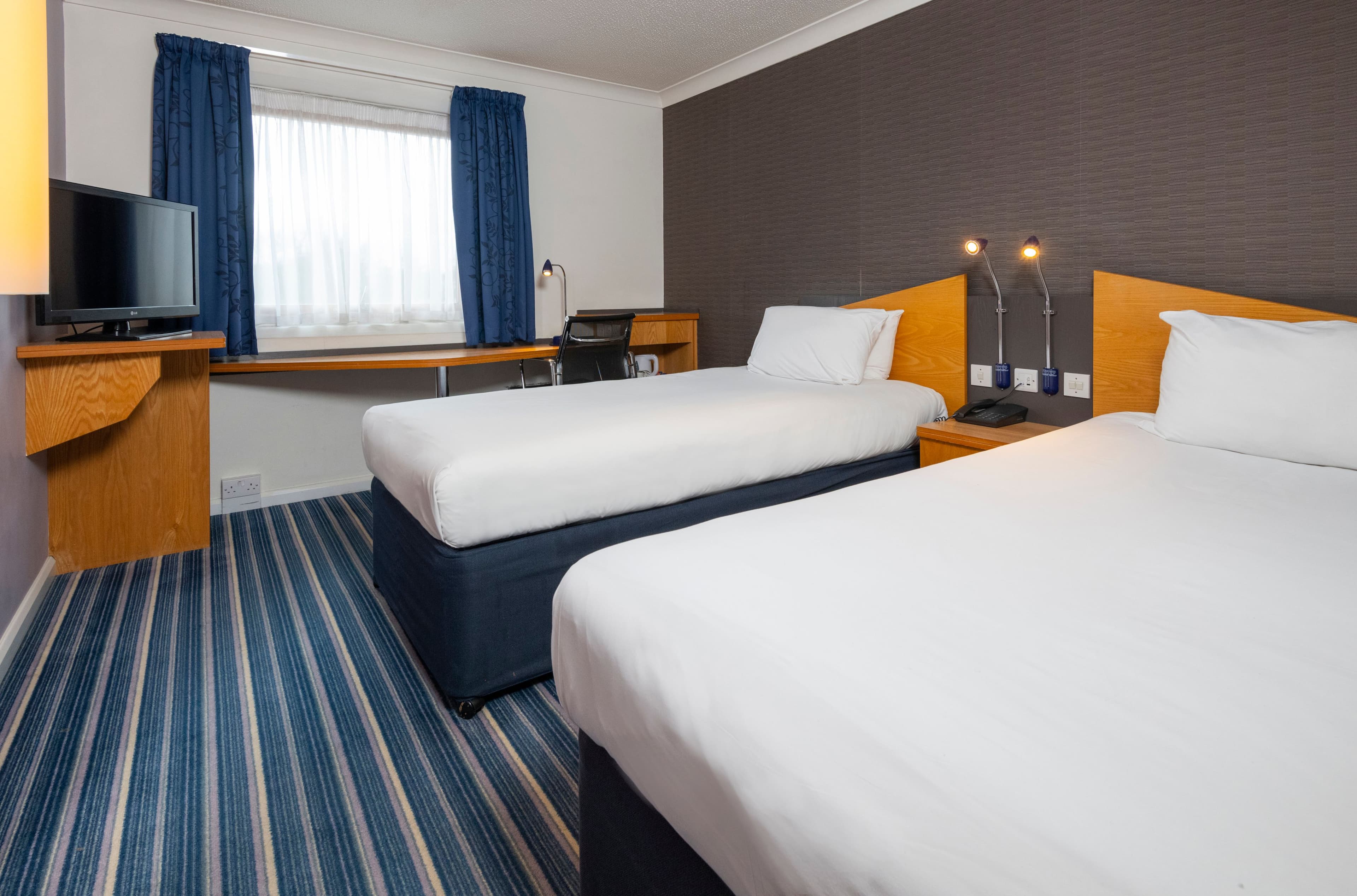 Holiday Inn Express Birmingham Airport NEC — 18
