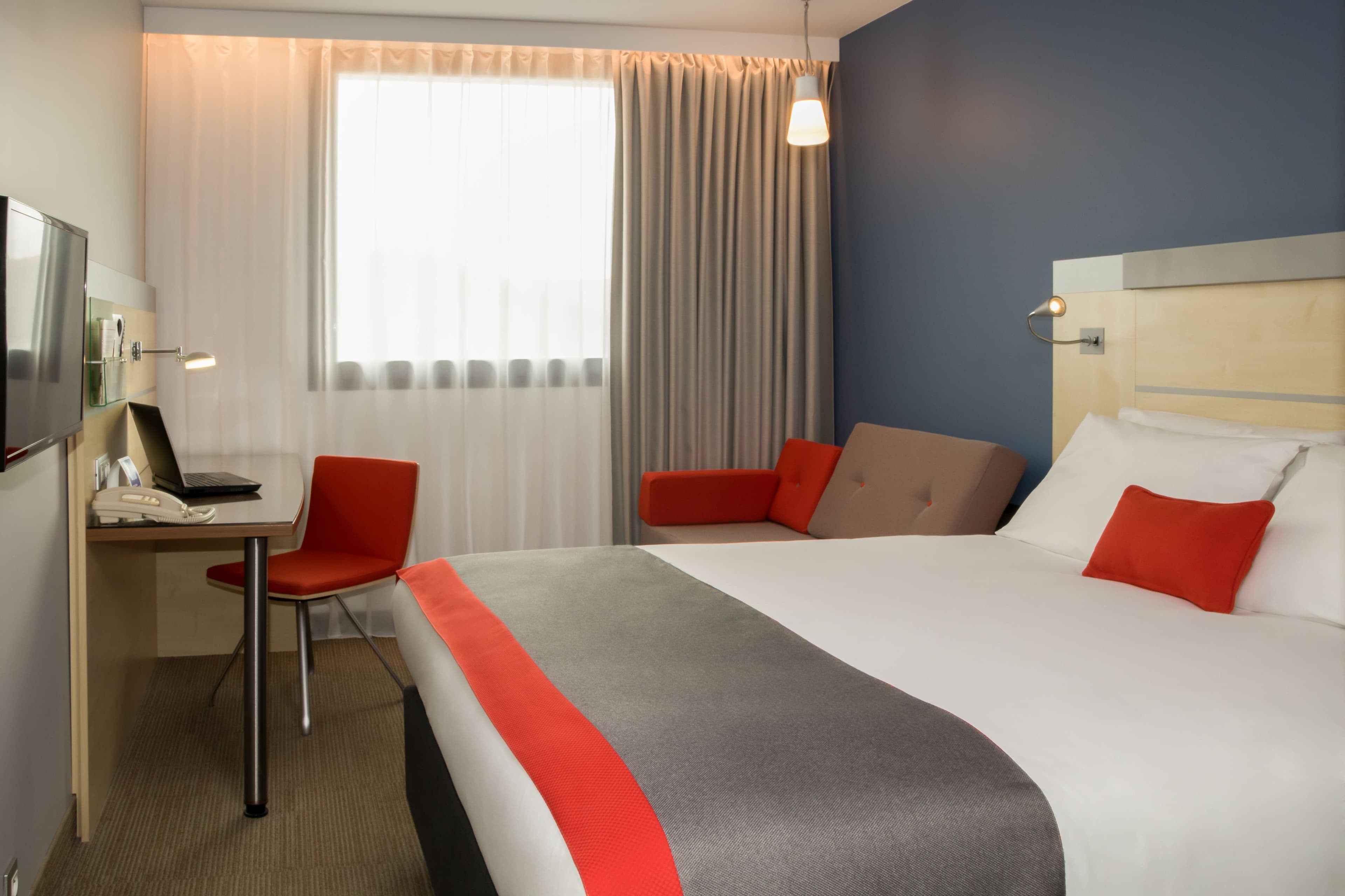 Holiday Inn Express Toulouse Airport - Image 4