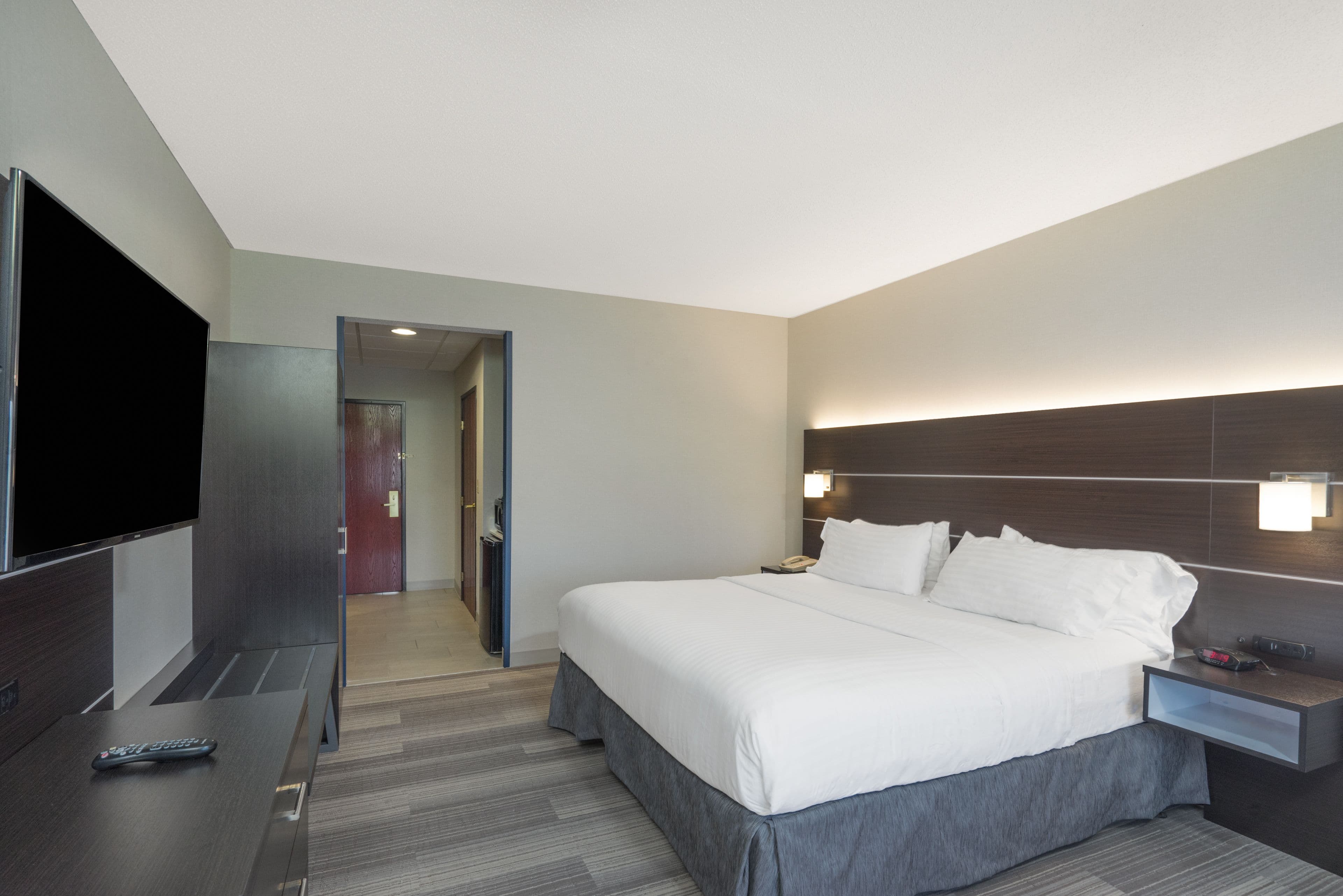 Holiday Inn Express Bloomsburg — 7