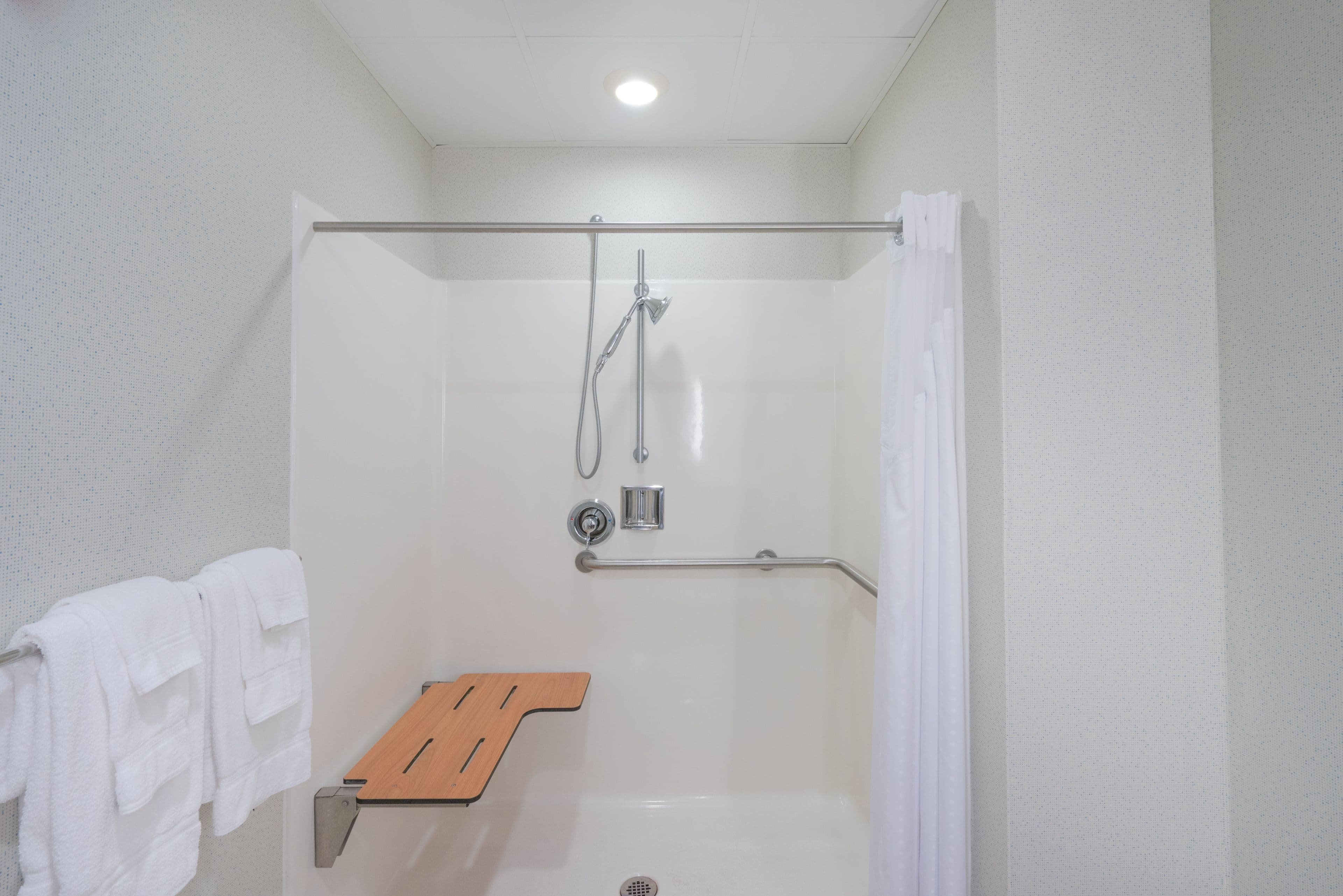 Holiday Inn Express Bloomsburg — 12