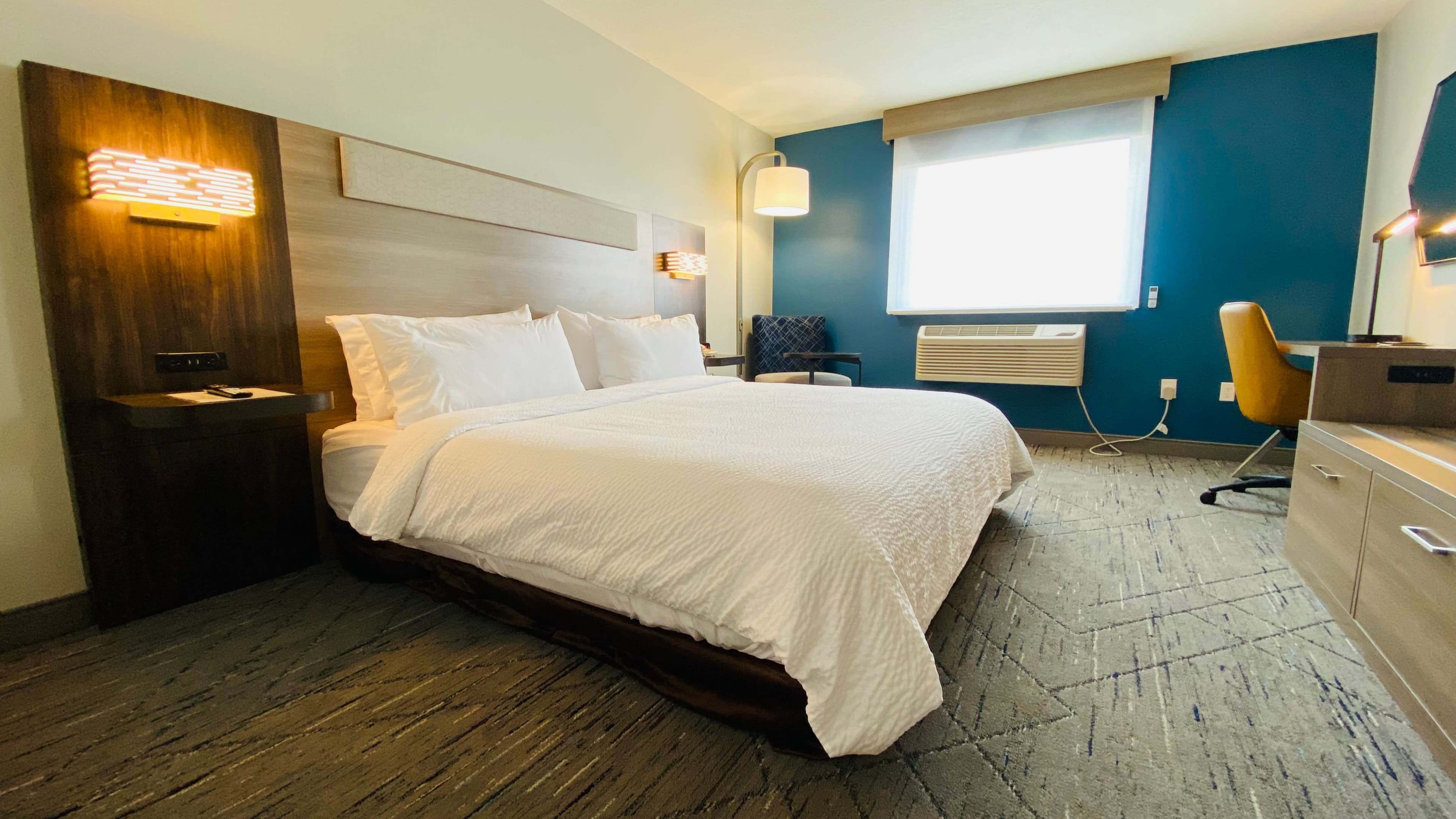 Independent (SPHC) Bluffton Inn & Suites — 4