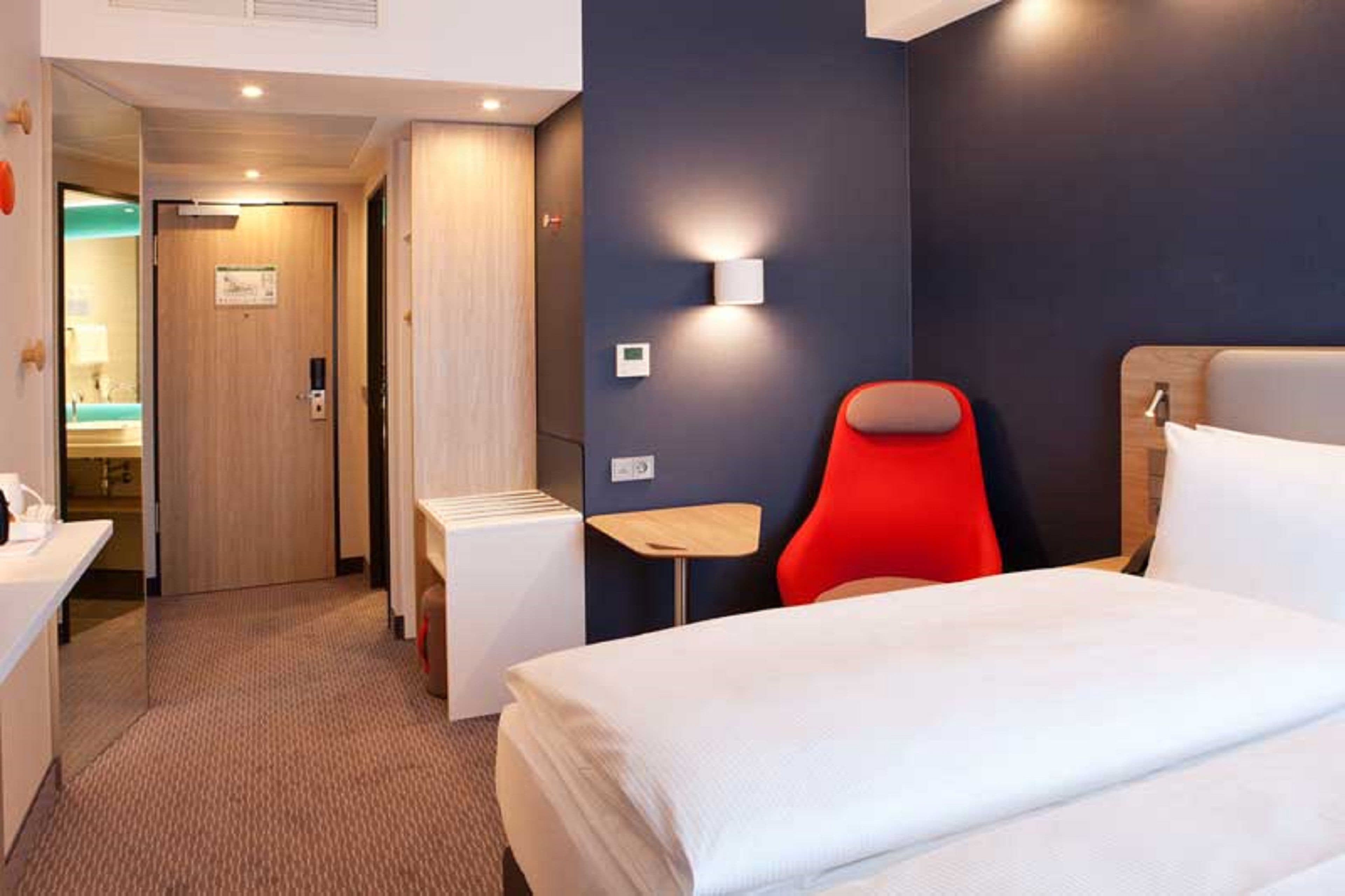 Holiday Inn Express Bochum — 2