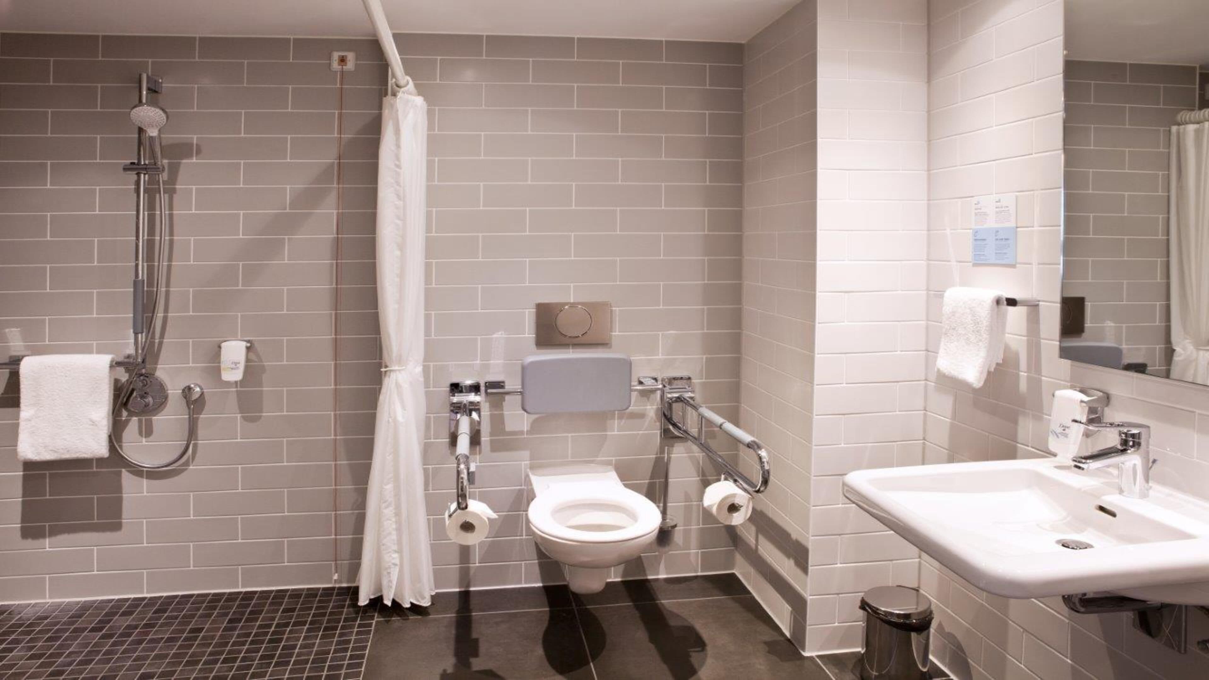 Holiday Inn Express Bochum — 10