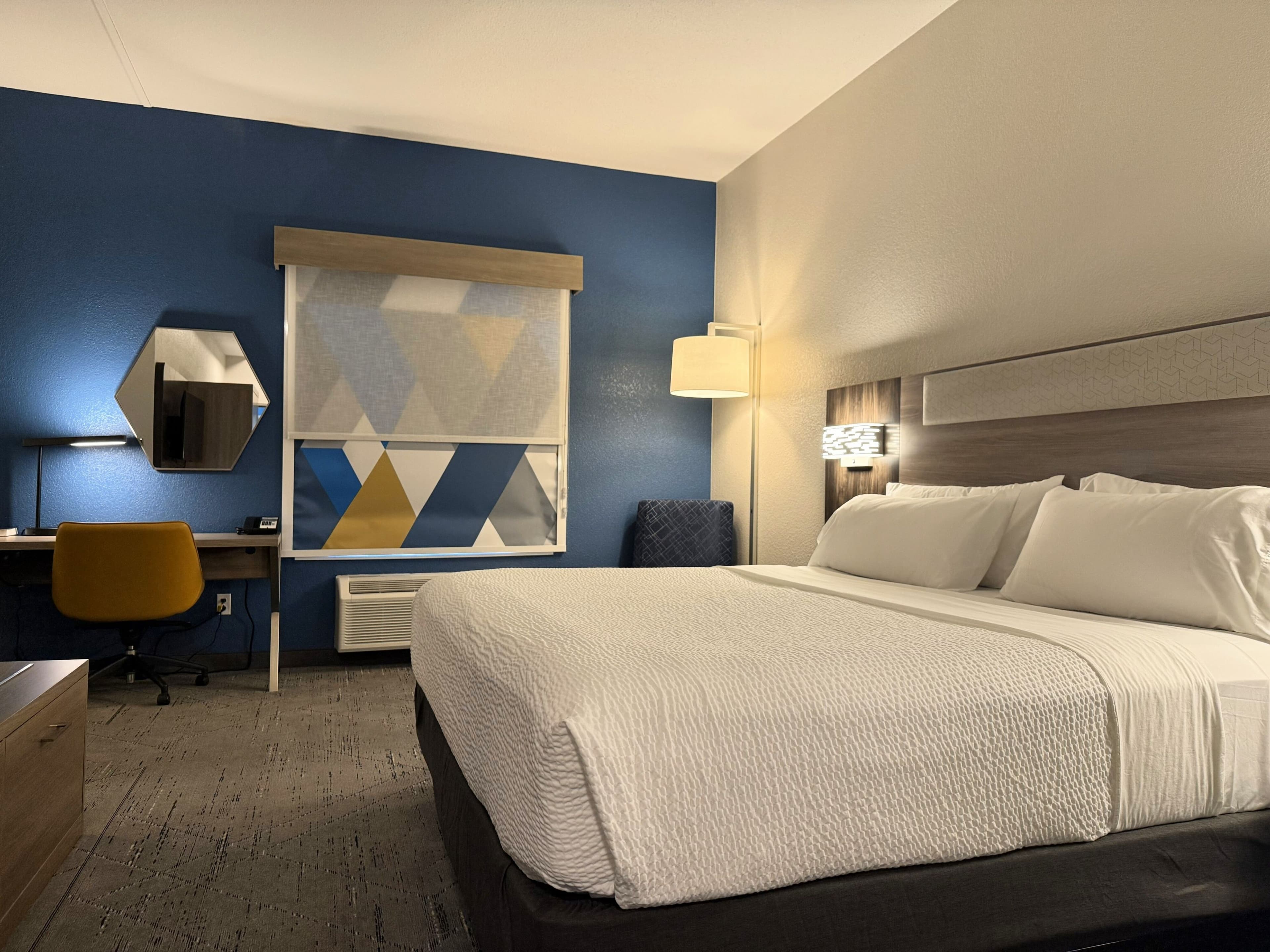 Holiday Inn Express Boonville — 2
