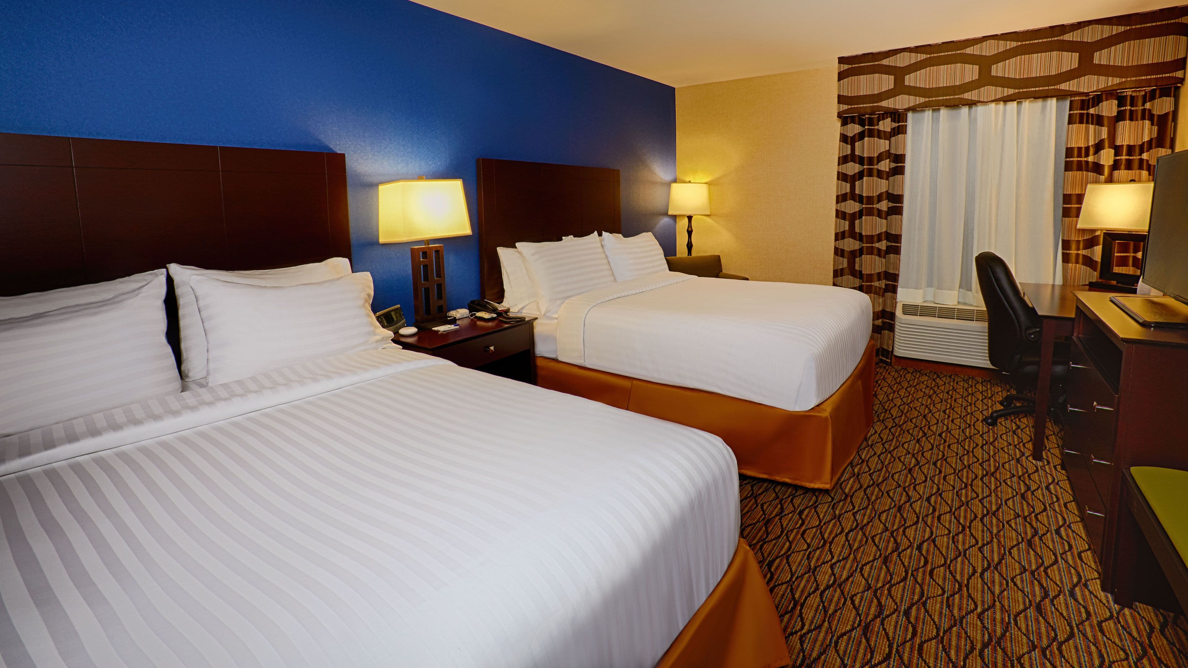 Holiday Inn Express Bordentown - Trenton South — 17